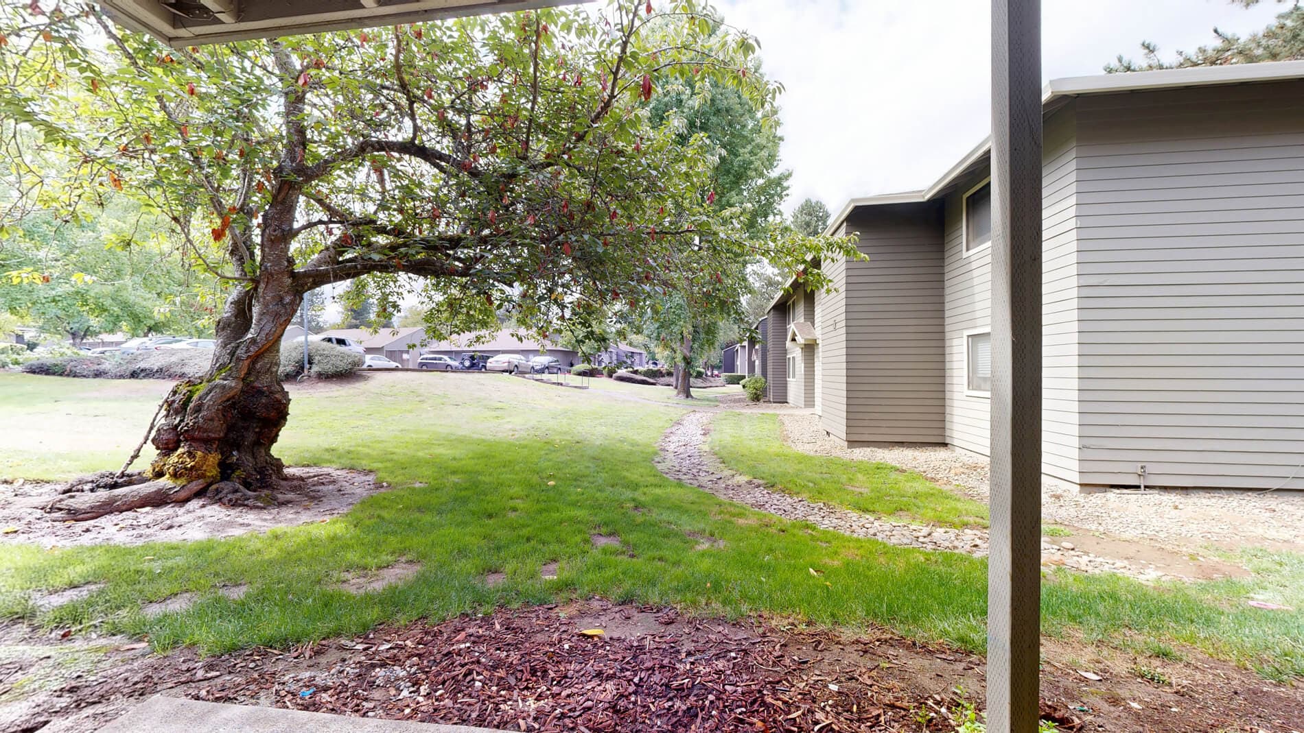 Tualatin Heights 3 of 5