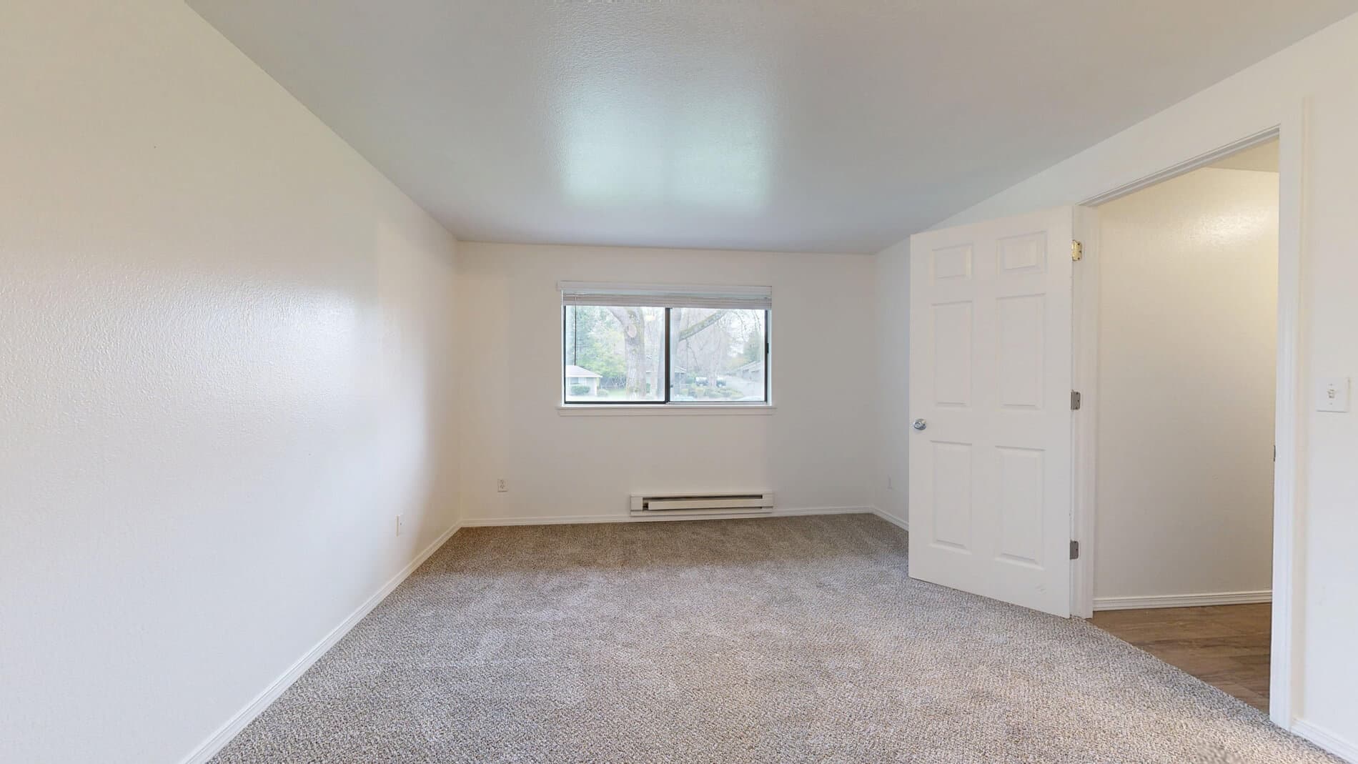 Tualatin Heights 4 of 5
