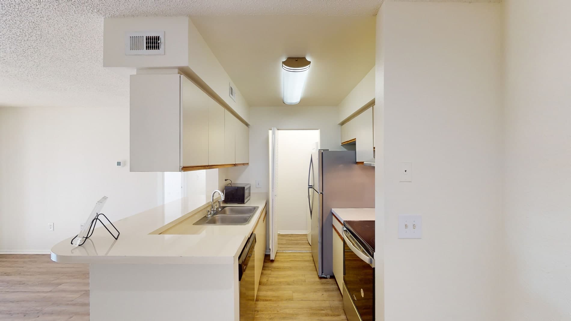Lakewood Place 1 of 5