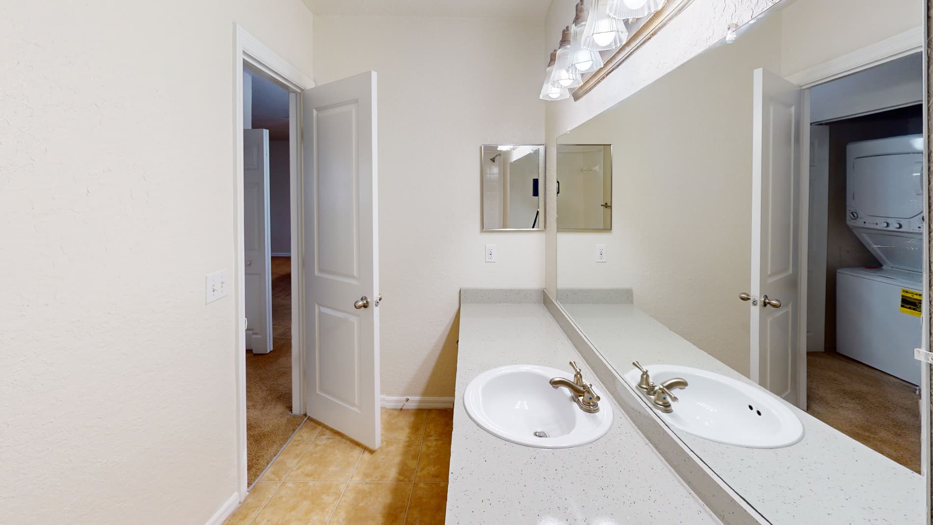 The Breyley Apartments 4 of 5