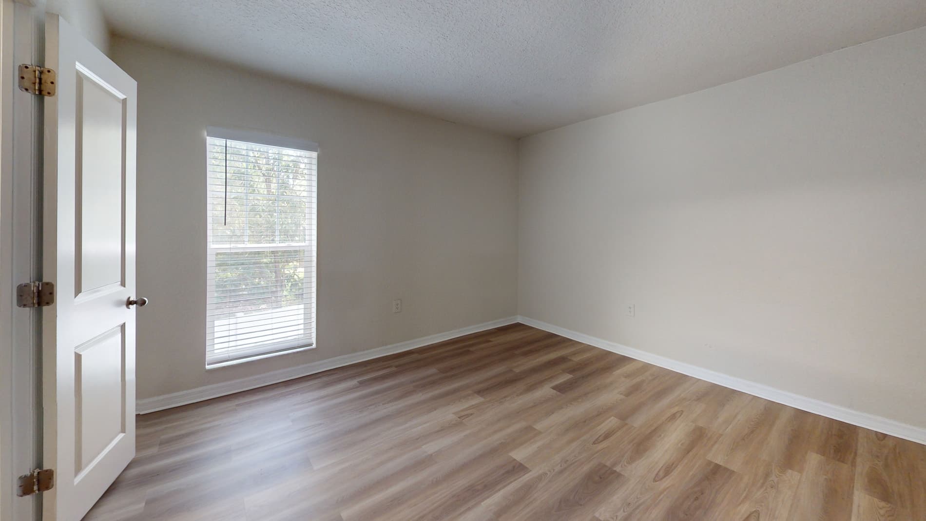 The Breyley Apartments 3 of 5