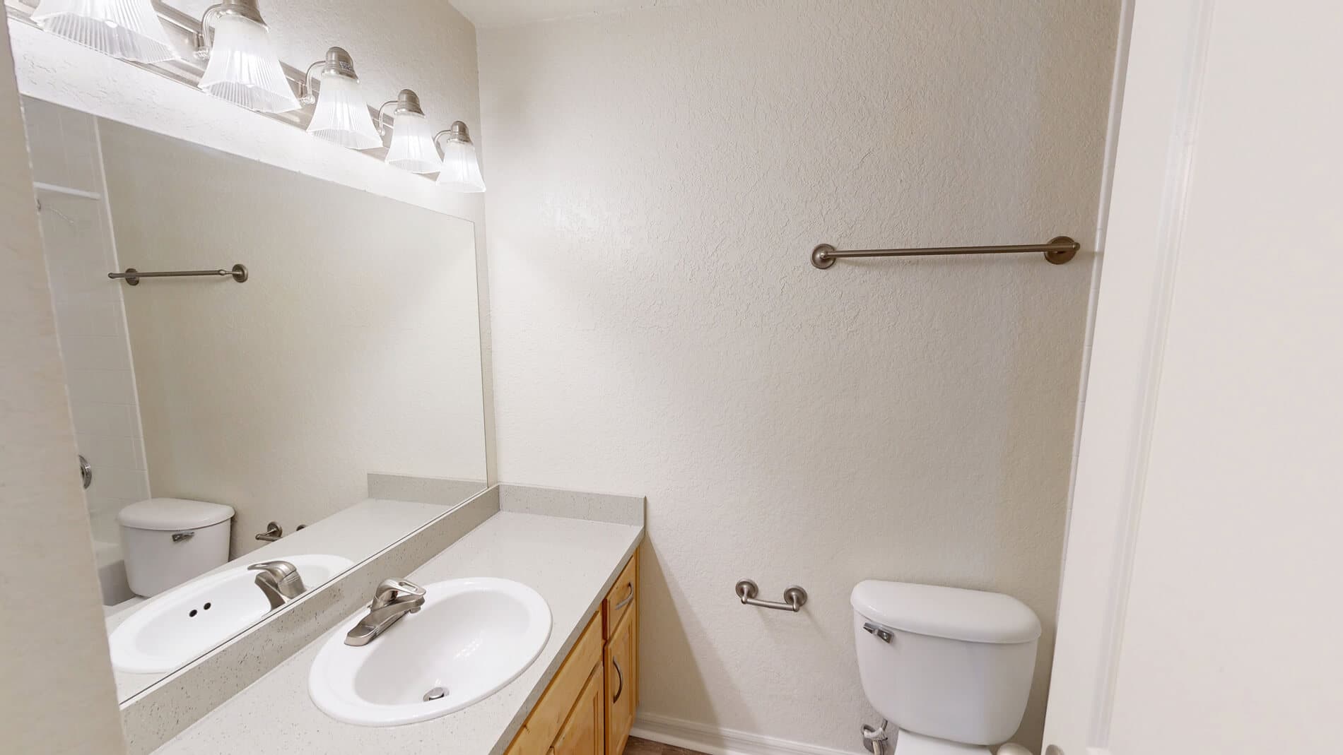 The Breyley Apartments 4 of 5