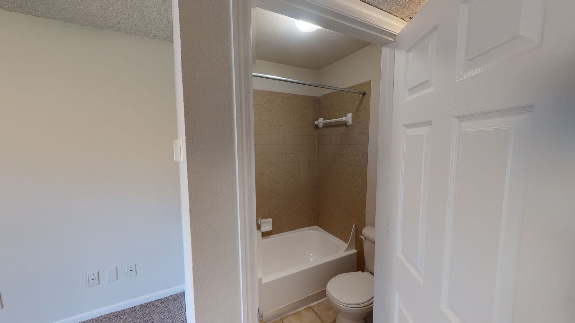 Altamira Place Apartment Homes 4 of 5