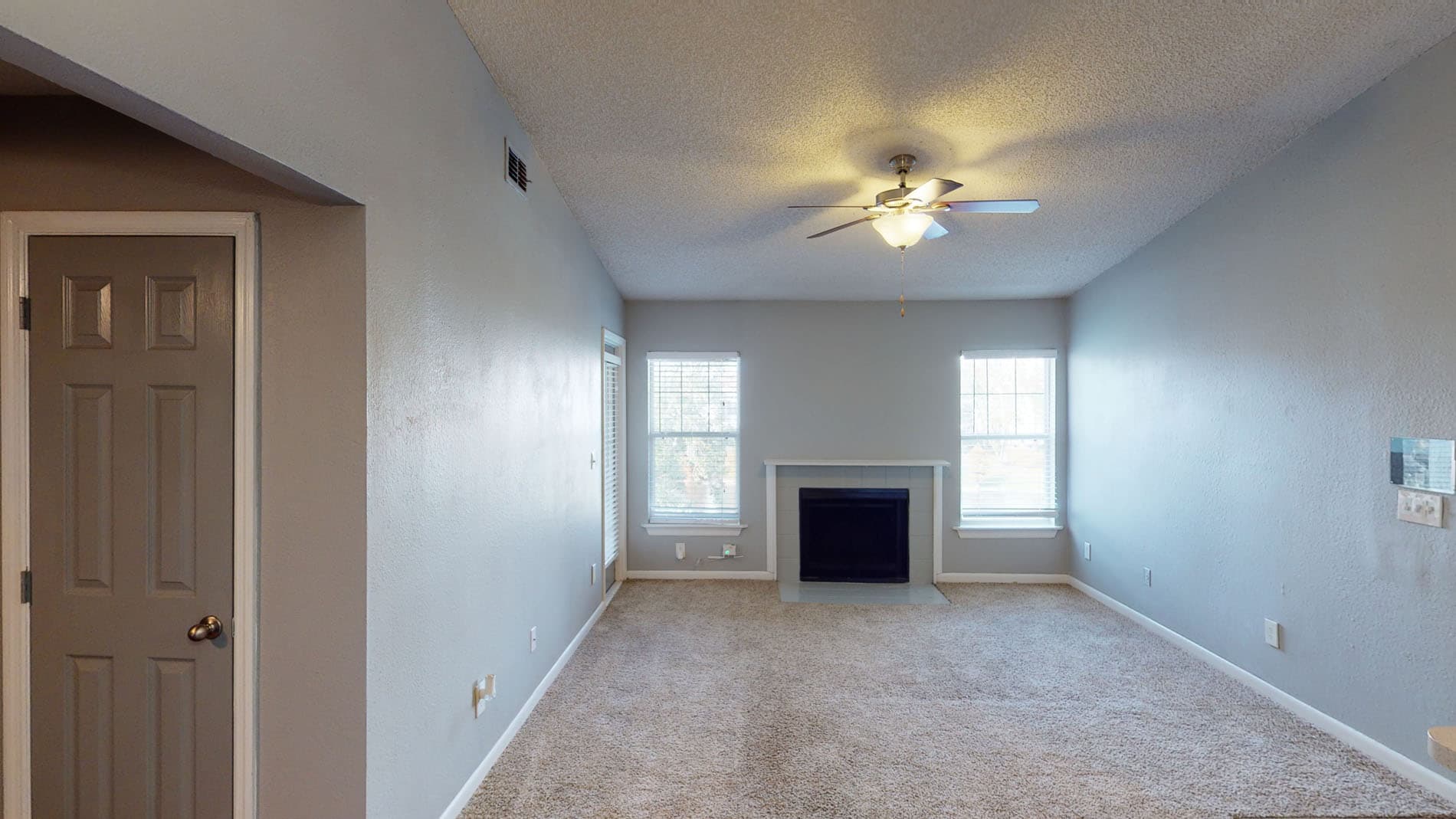 Altamira Place Apartment Homes 1 of 5