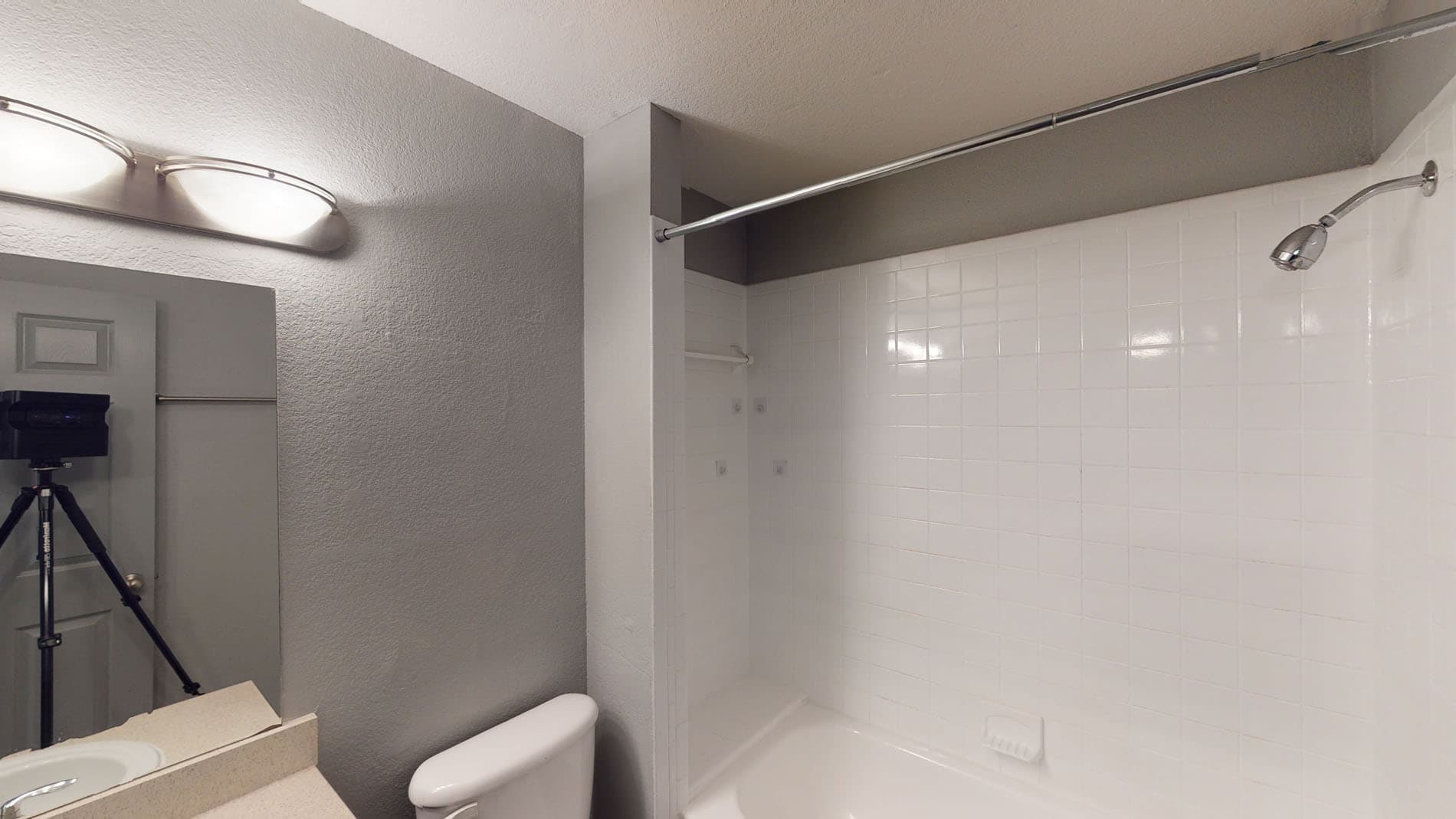 Altamira Place Apartment Homes 4 of 5