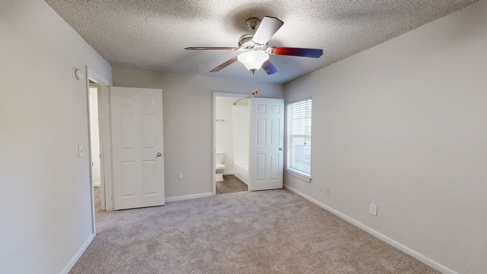 Altamira Place Apartment Homes 4 of 5