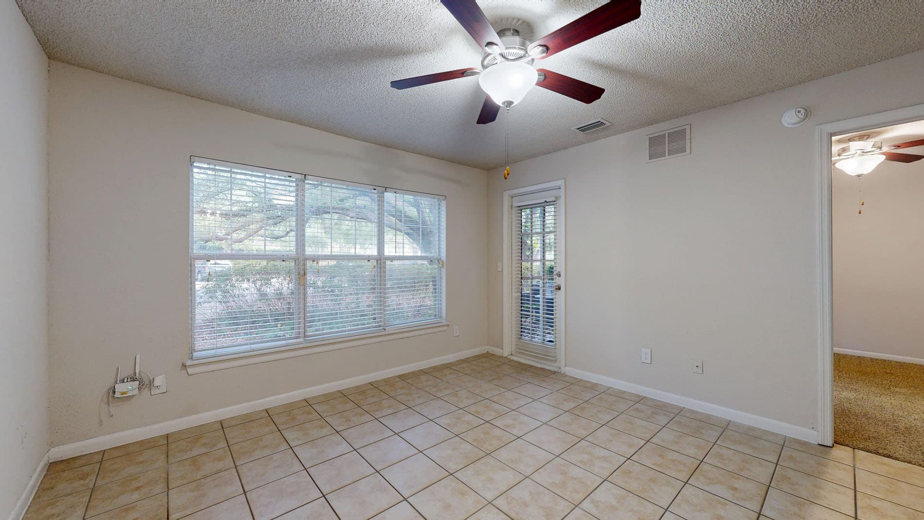 Altamira Place Apartment Homes 2 of 5