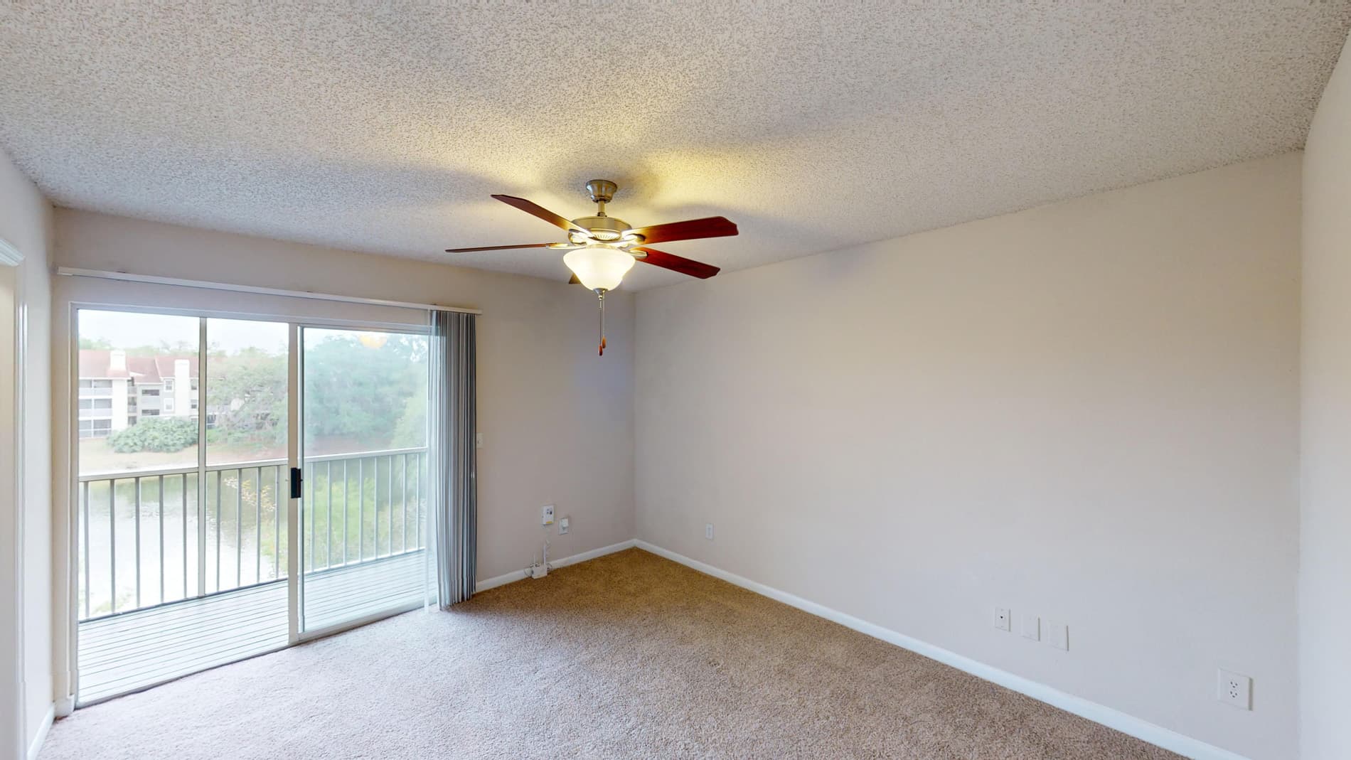 Altamira Place Apartment Homes 4 of 5
