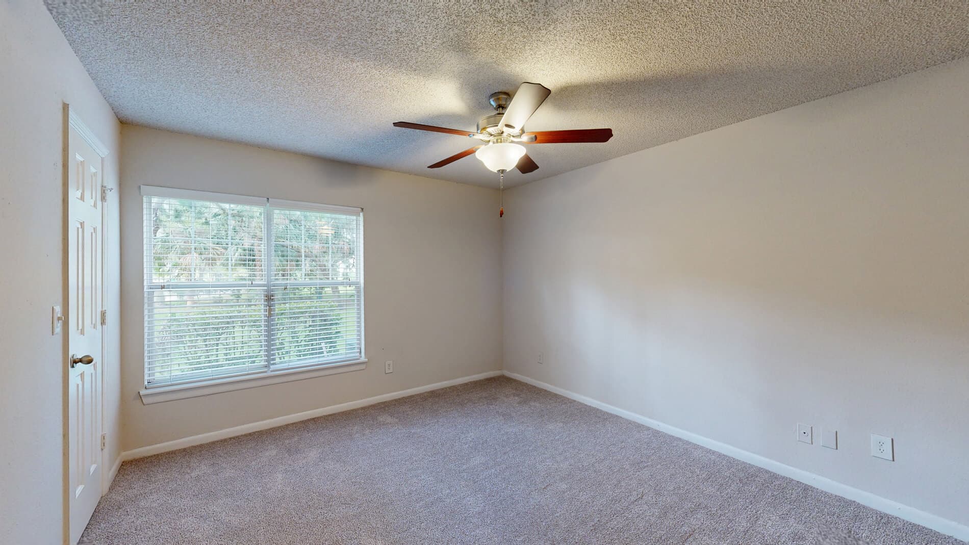 Altamira Place Apartment Homes 4 of 5