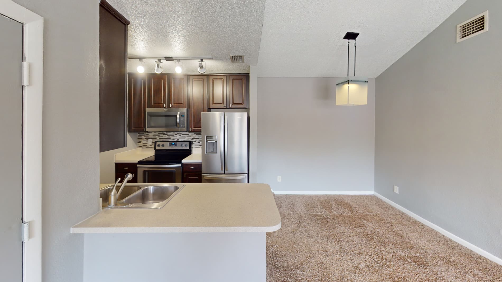 Altamira Place Apartment Homes 1 of 5