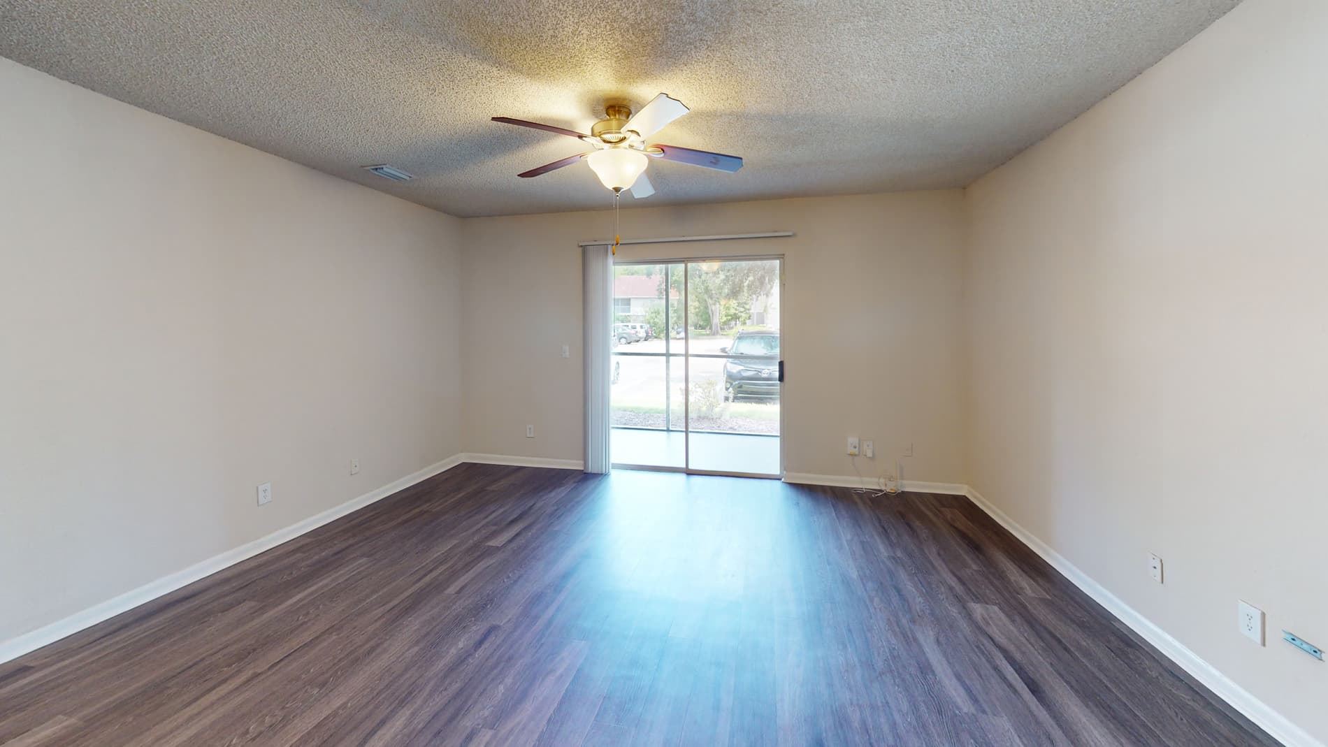 Altamira Place Apartment Homes 2 of 5