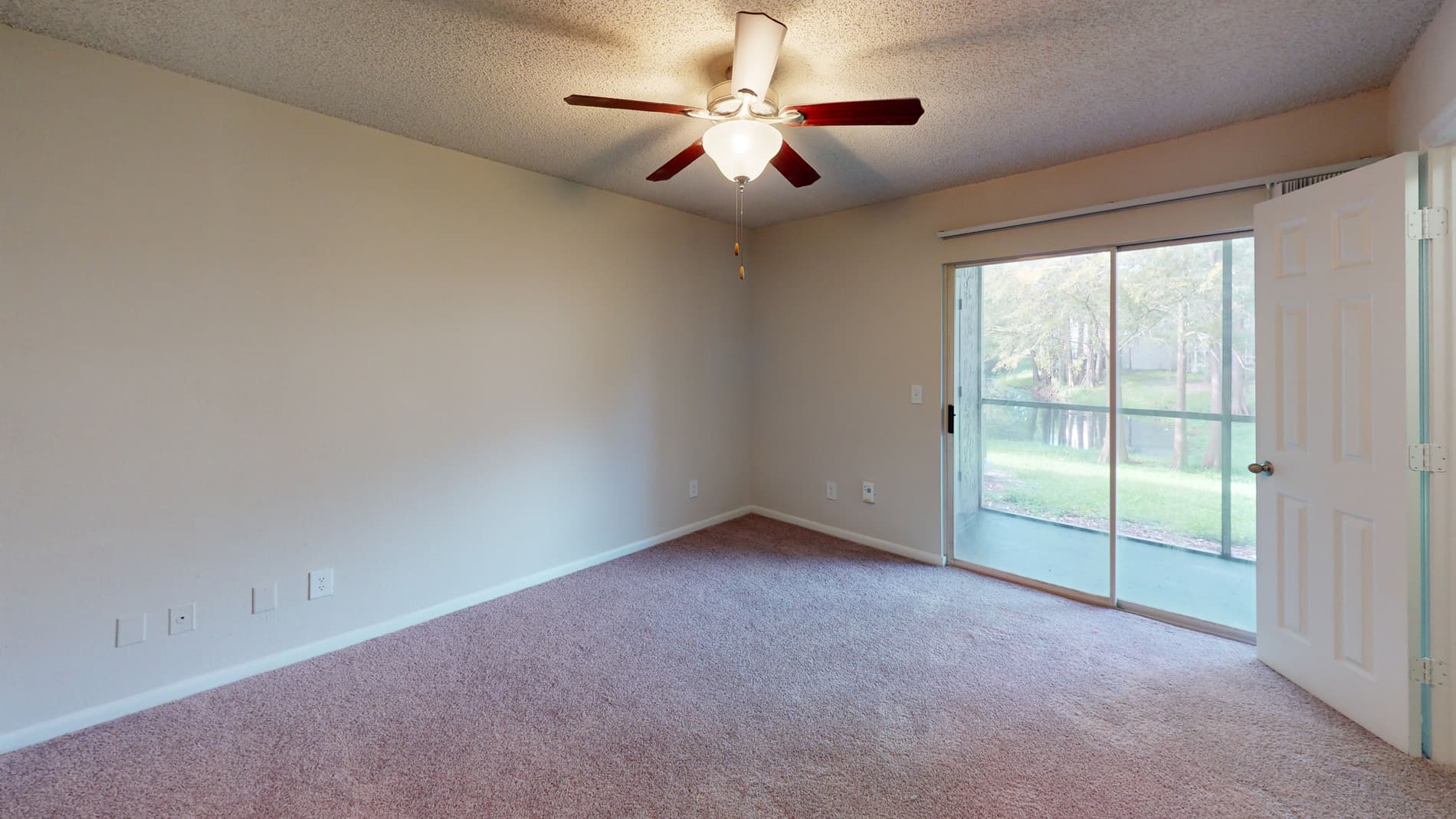 Altamira Place Apartment Homes 4 of 5