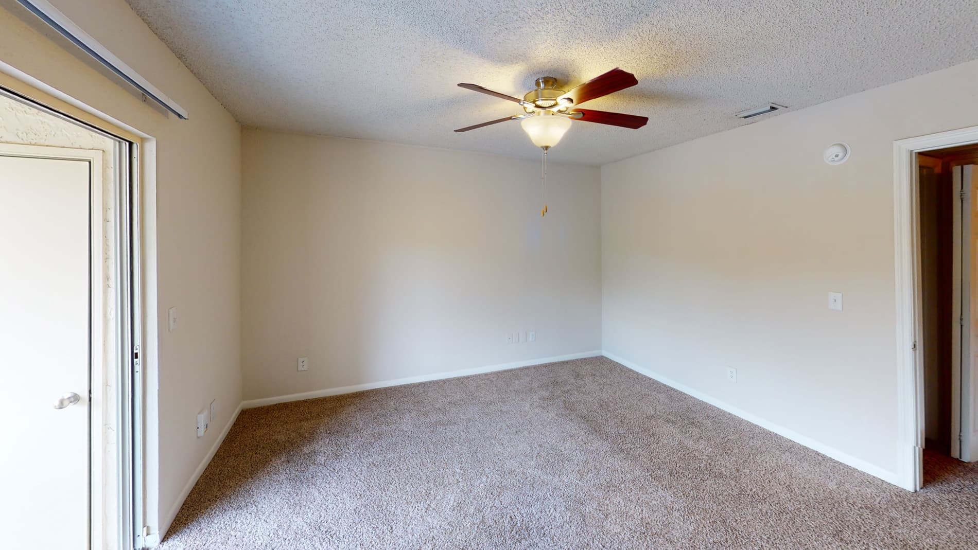 Altamira Place Apartment Homes 4 of 5