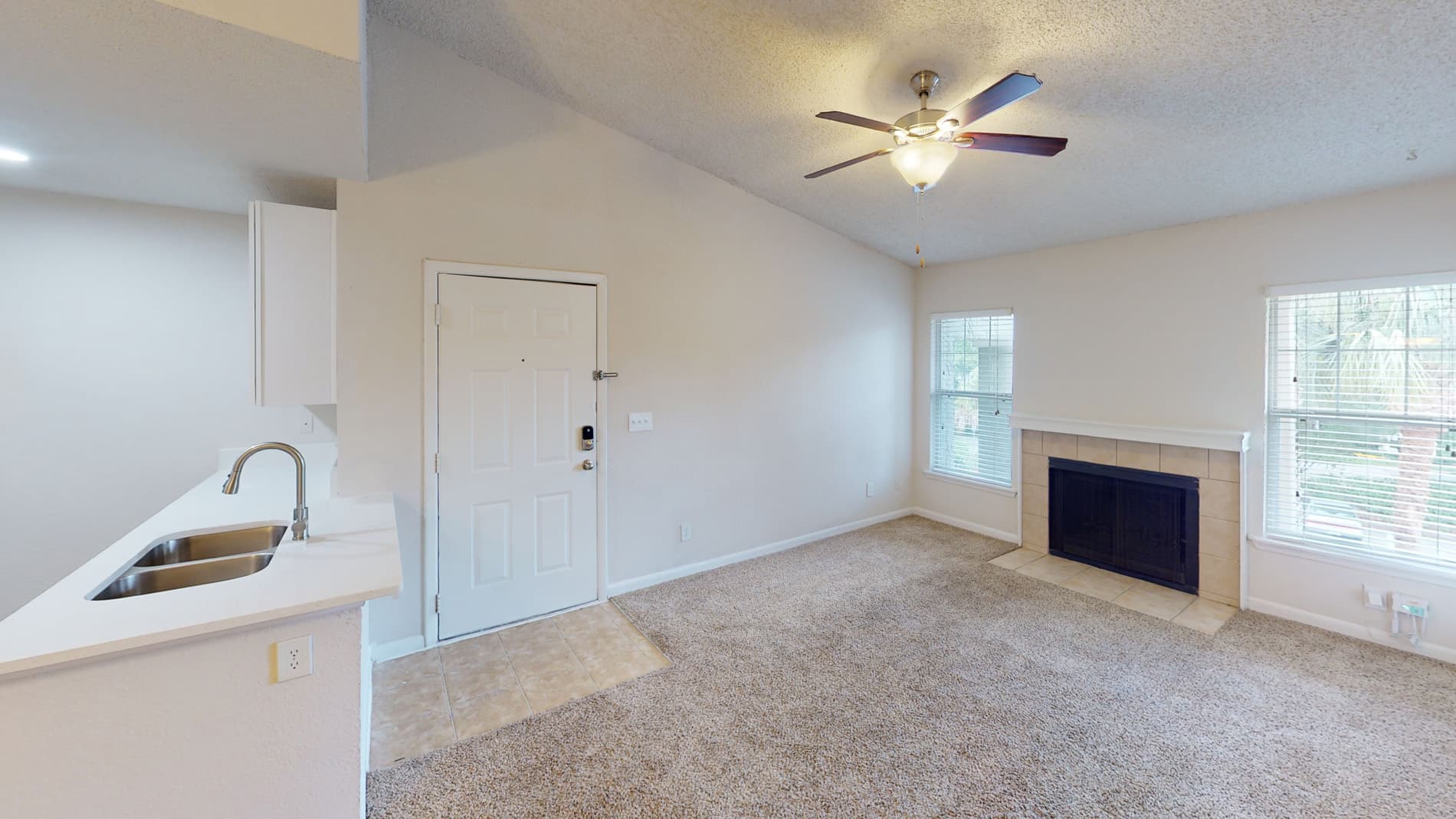 Altamira Place Apartment Homes 2 of 5