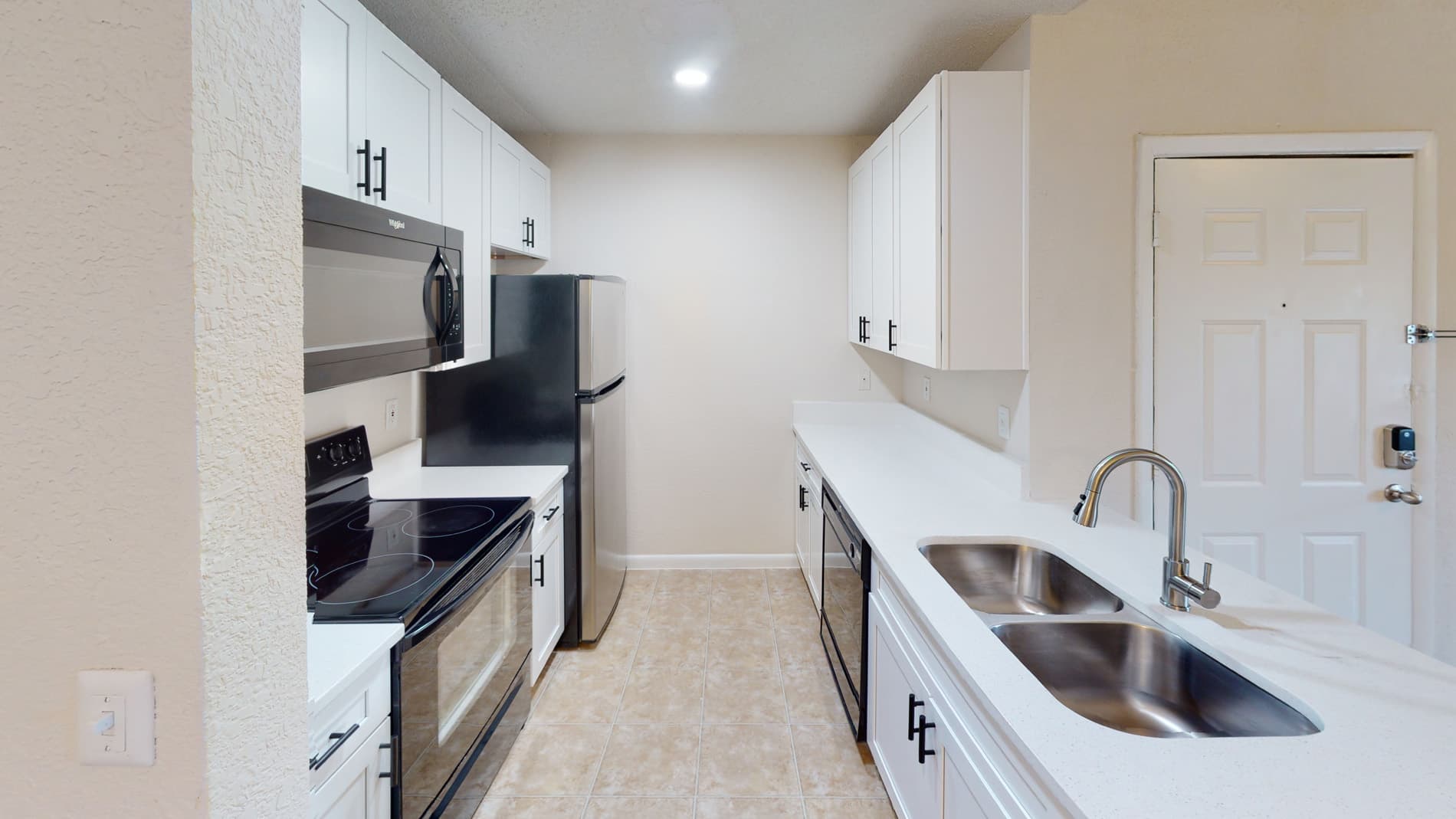 Altamira Place Apartment Homes 1 of 5