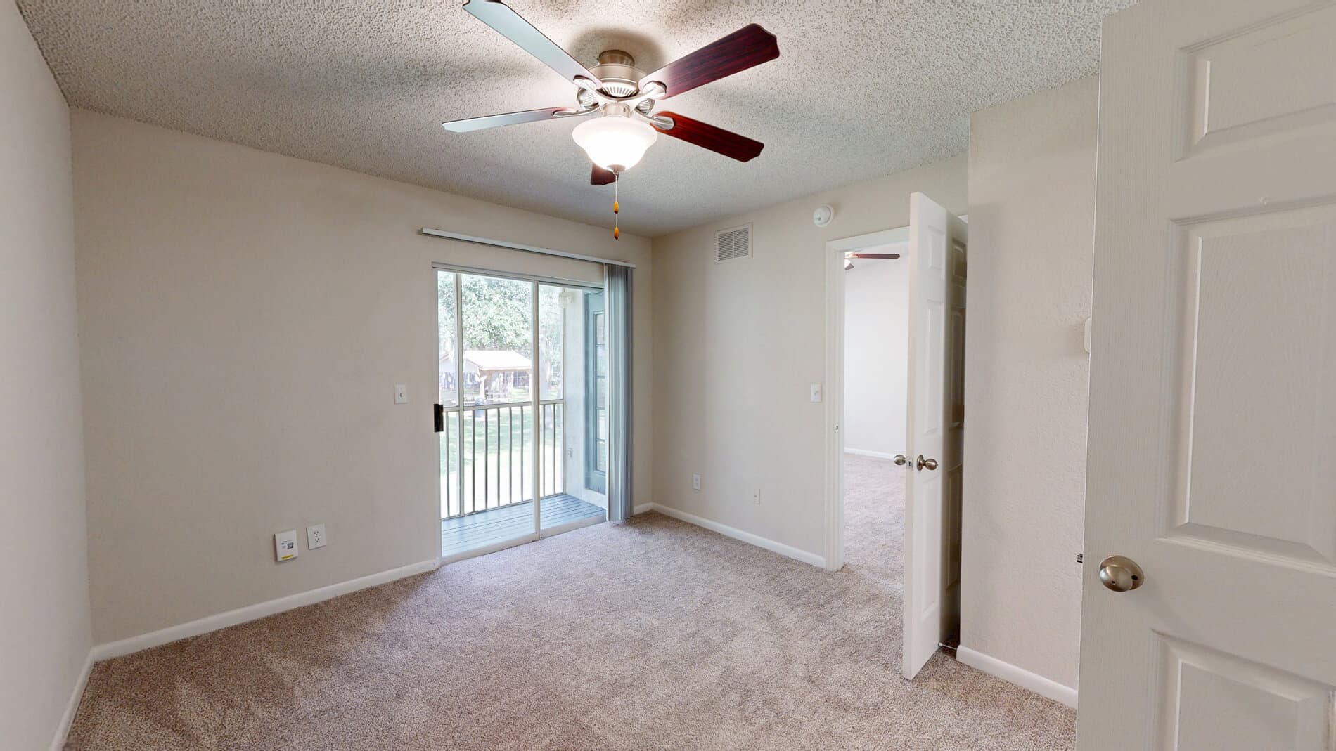 Altamira Place Apartment Homes 4 of 5