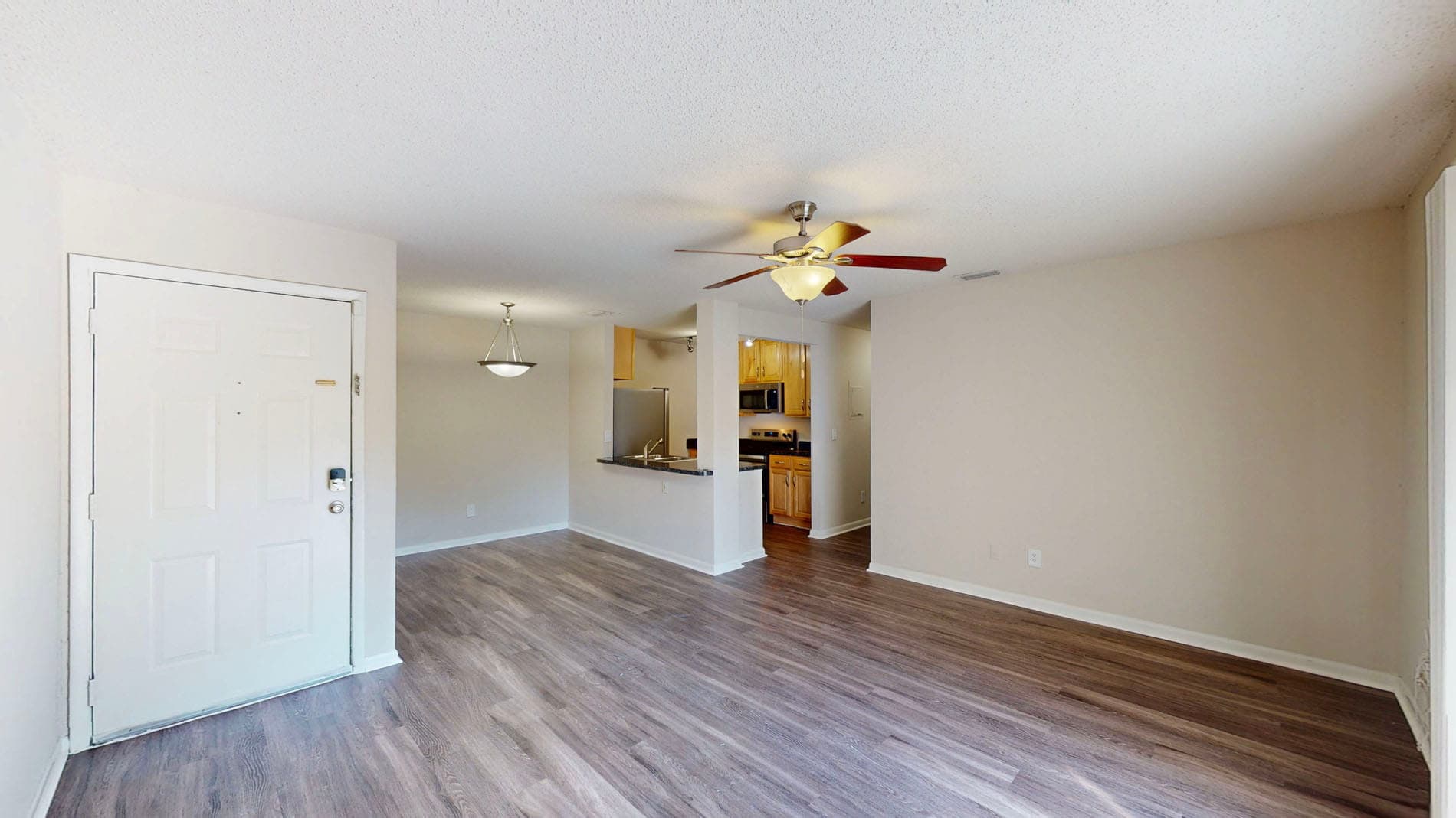 Altamira Place Apartment Homes 2 of 5