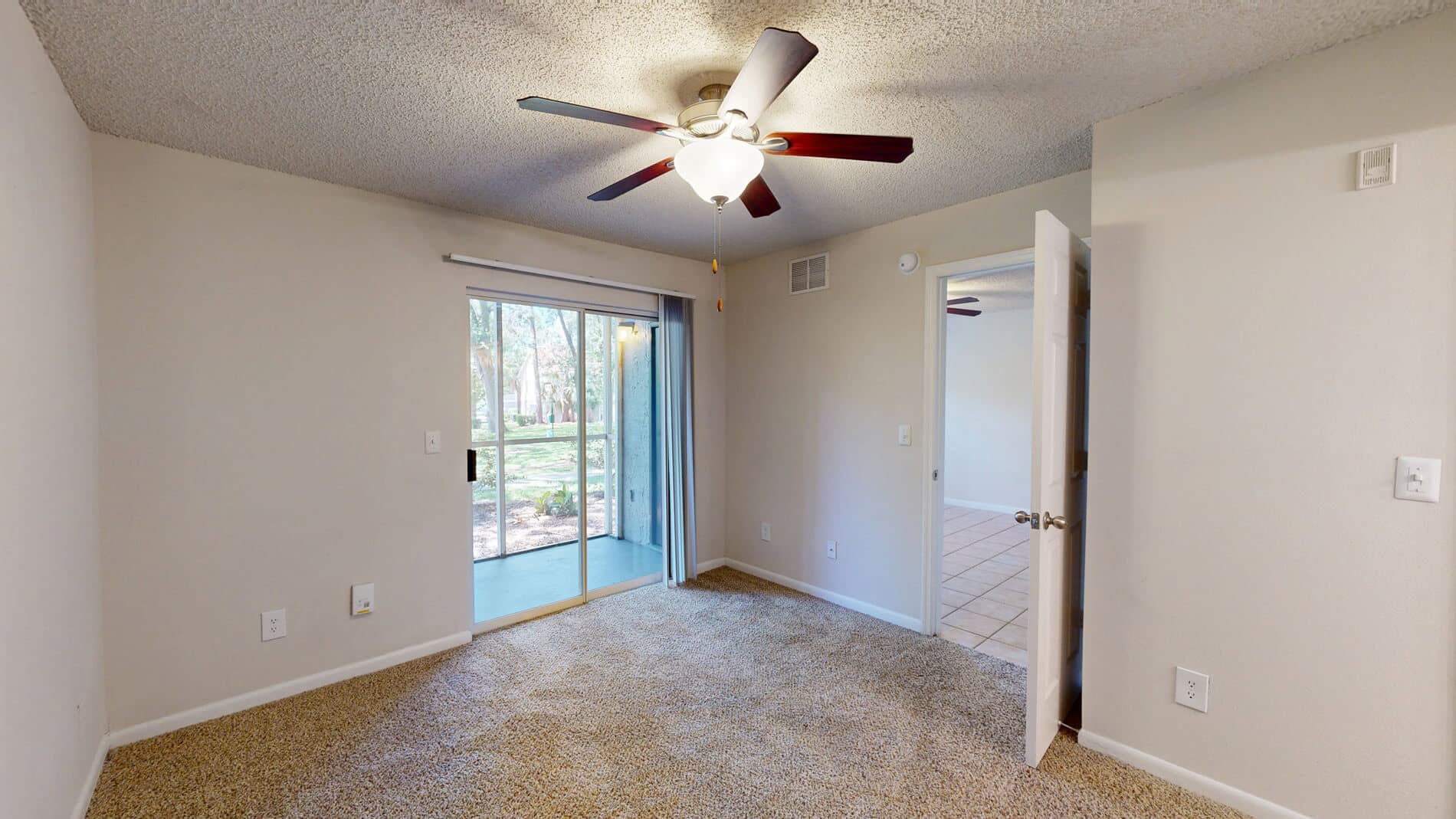 Altamira Place Apartment Homes 4 of 5