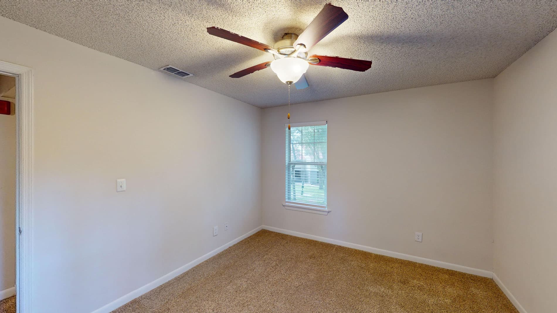 Altamira Place Apartment Homes 4 of 5