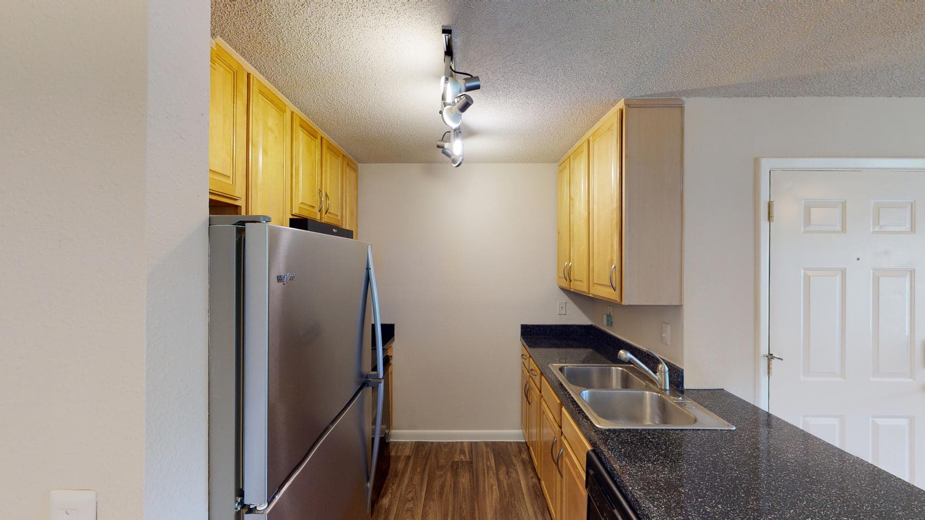 Altamira Place Apartment Homes 1 of 5
