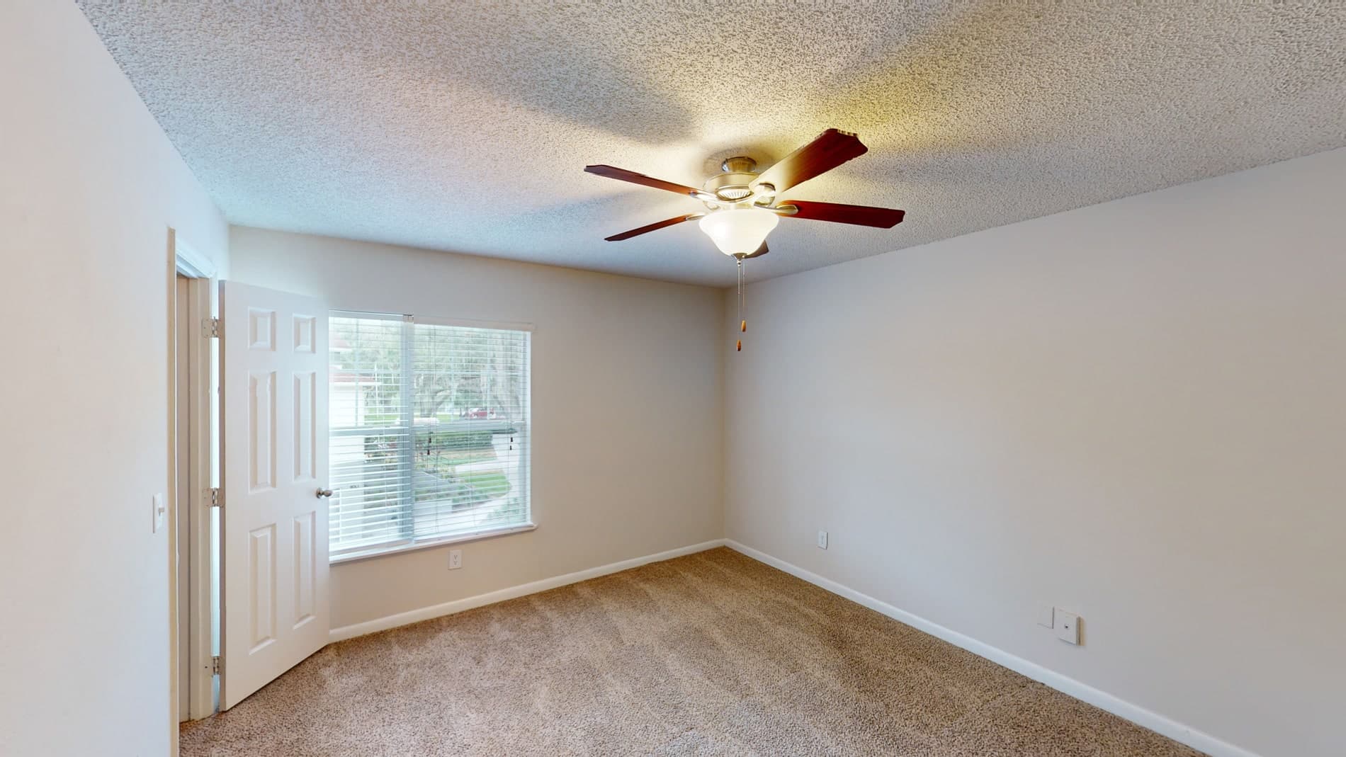 Altamira Place Apartment Homes 4 of 5