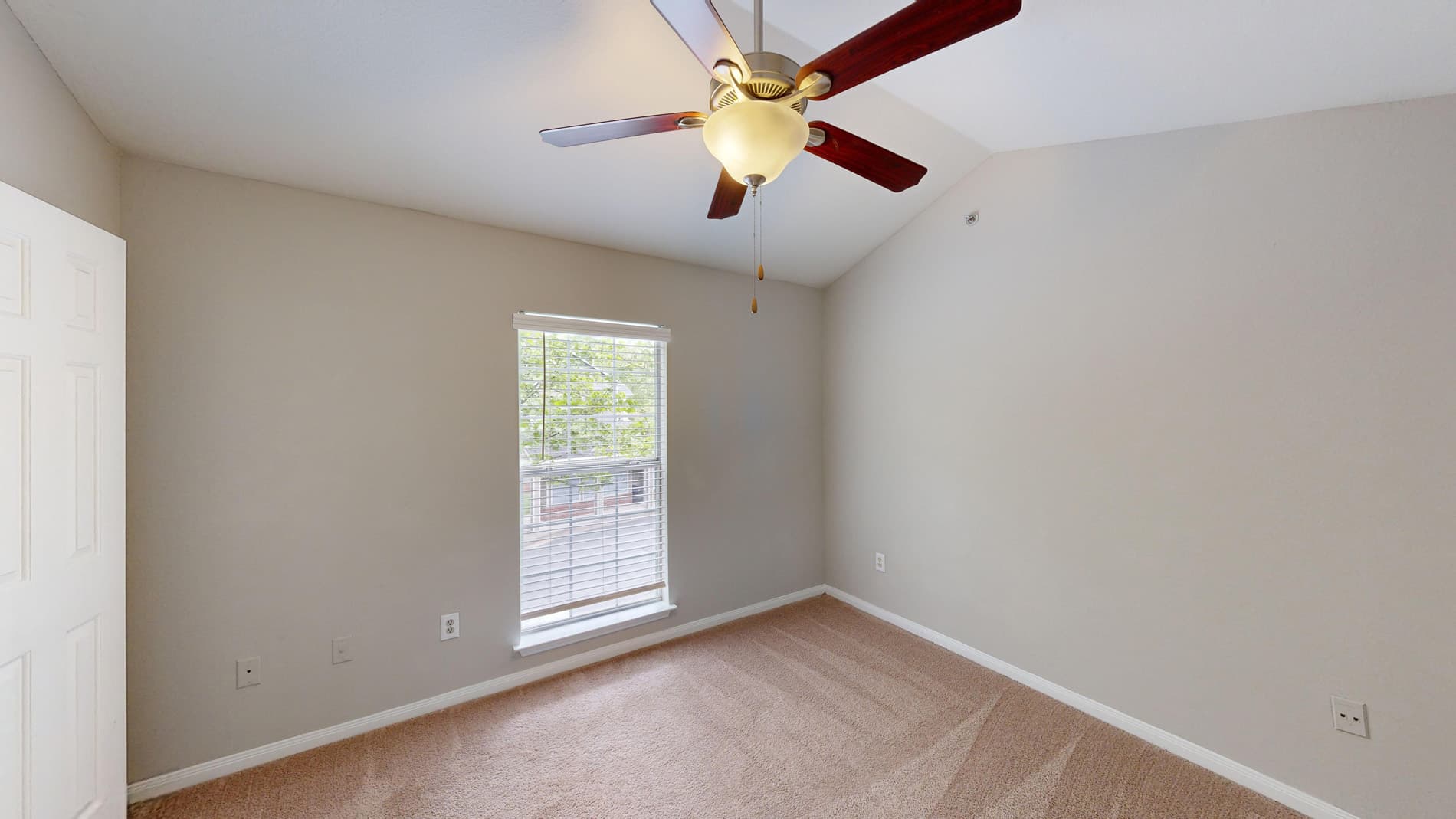 The Carriage Homes at Wyndham 3 of 5