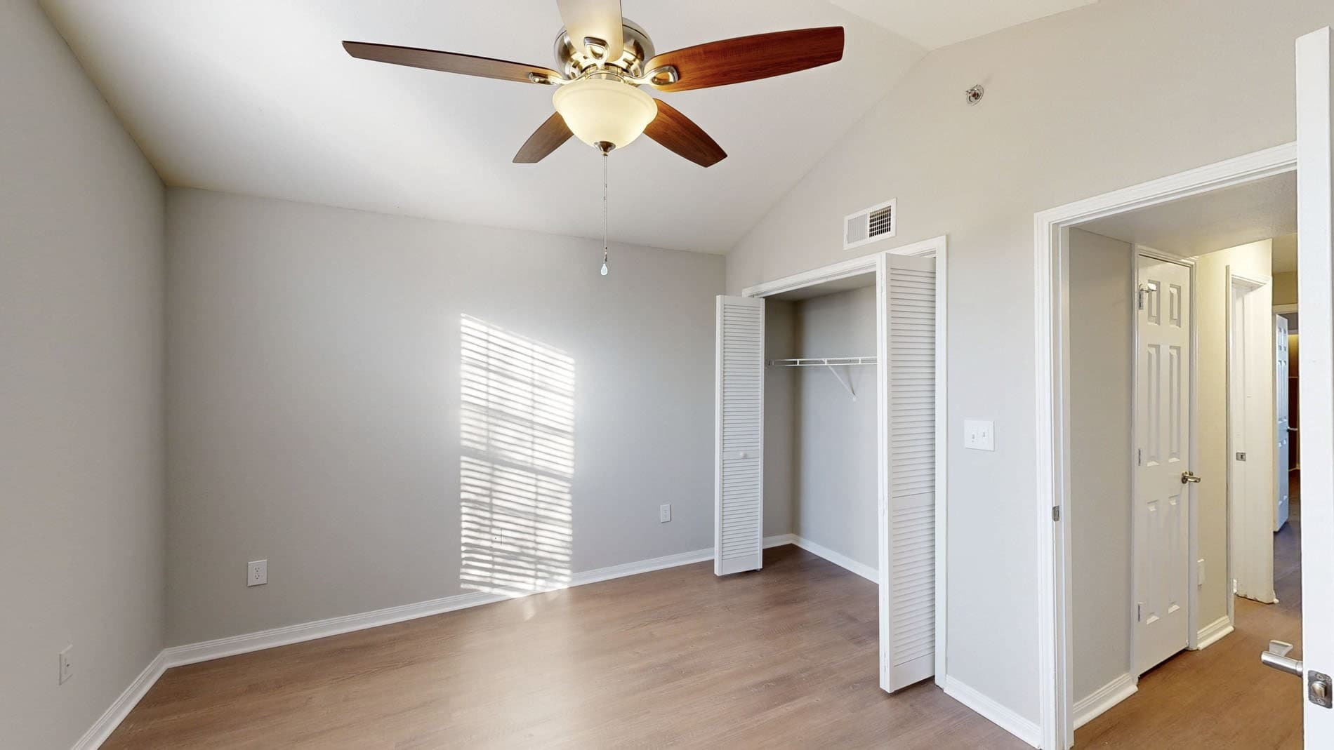The Carriage Homes at Wyndham 4 of 5
