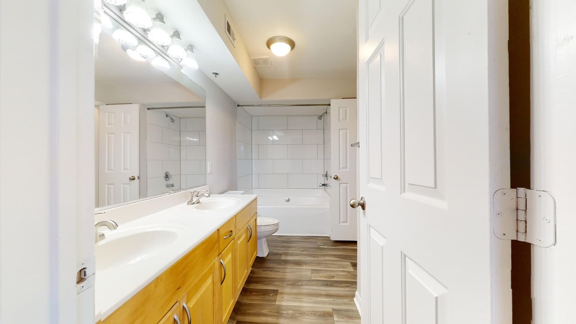 The Carriage Homes at Wyndham 4 of 5
