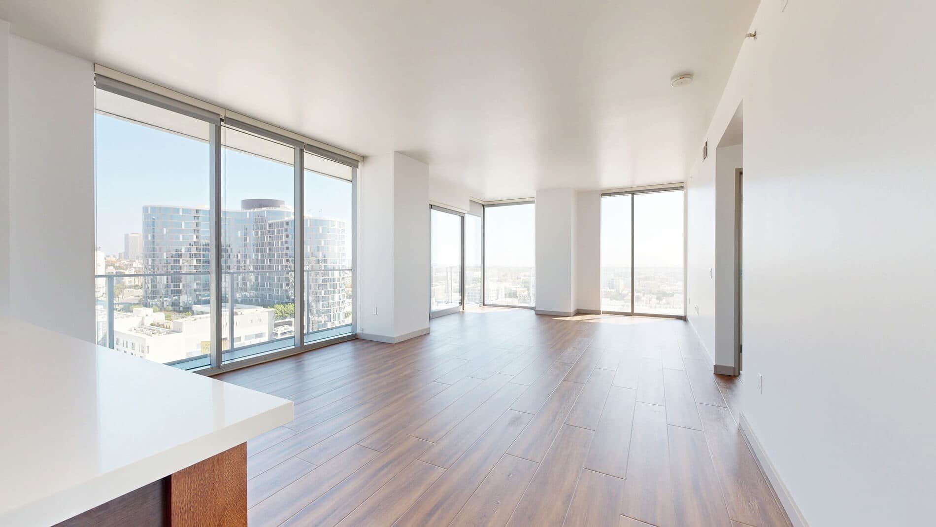 3033 Wilshire 2 of 5