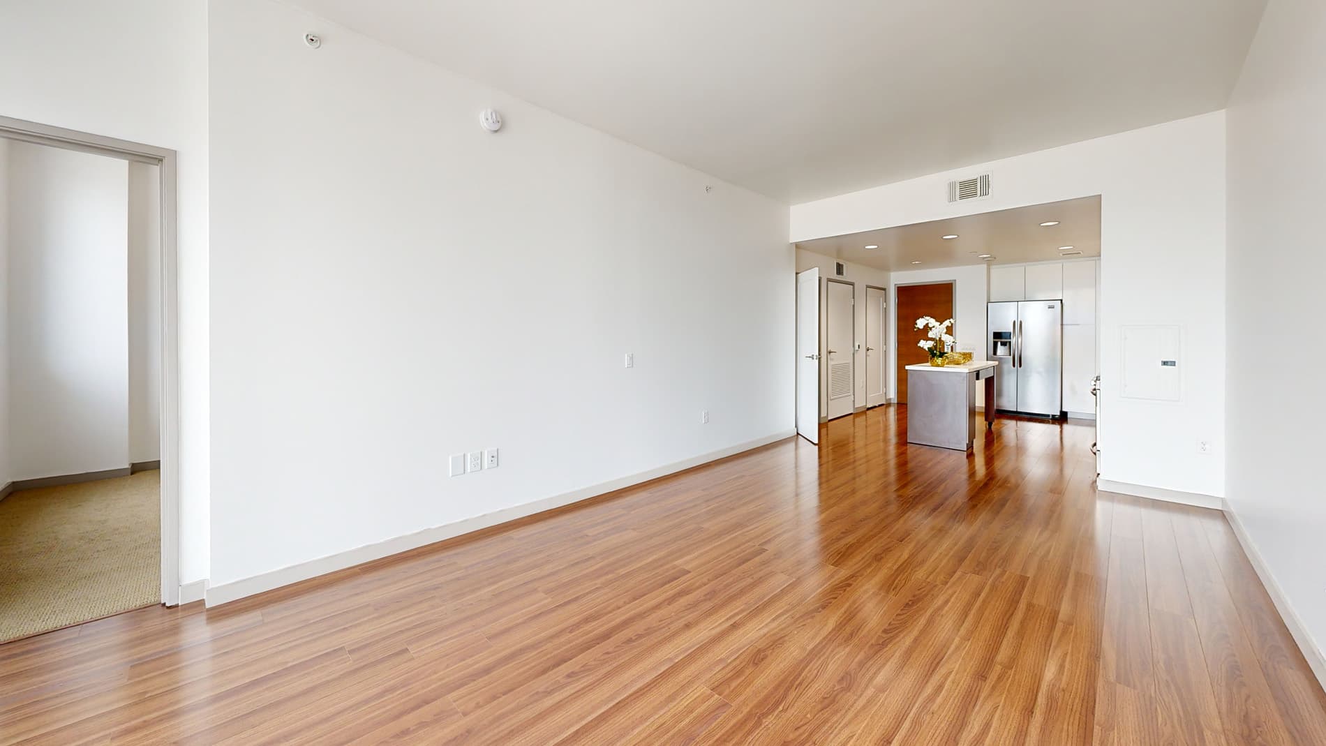 3033 Wilshire 2 of 5