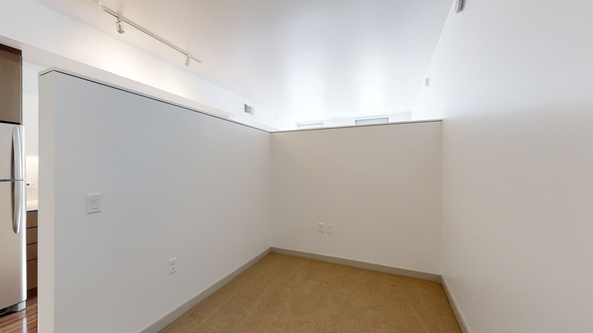 3033 Wilshire 3 of 5