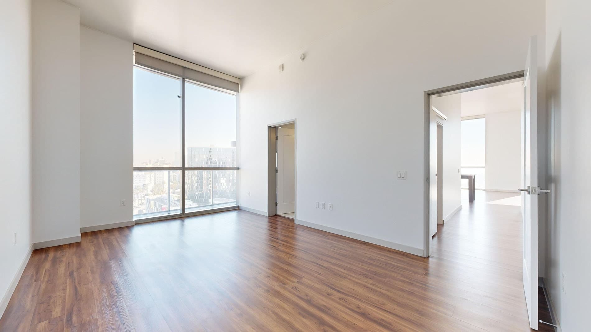 3033 Wilshire 4 of 5