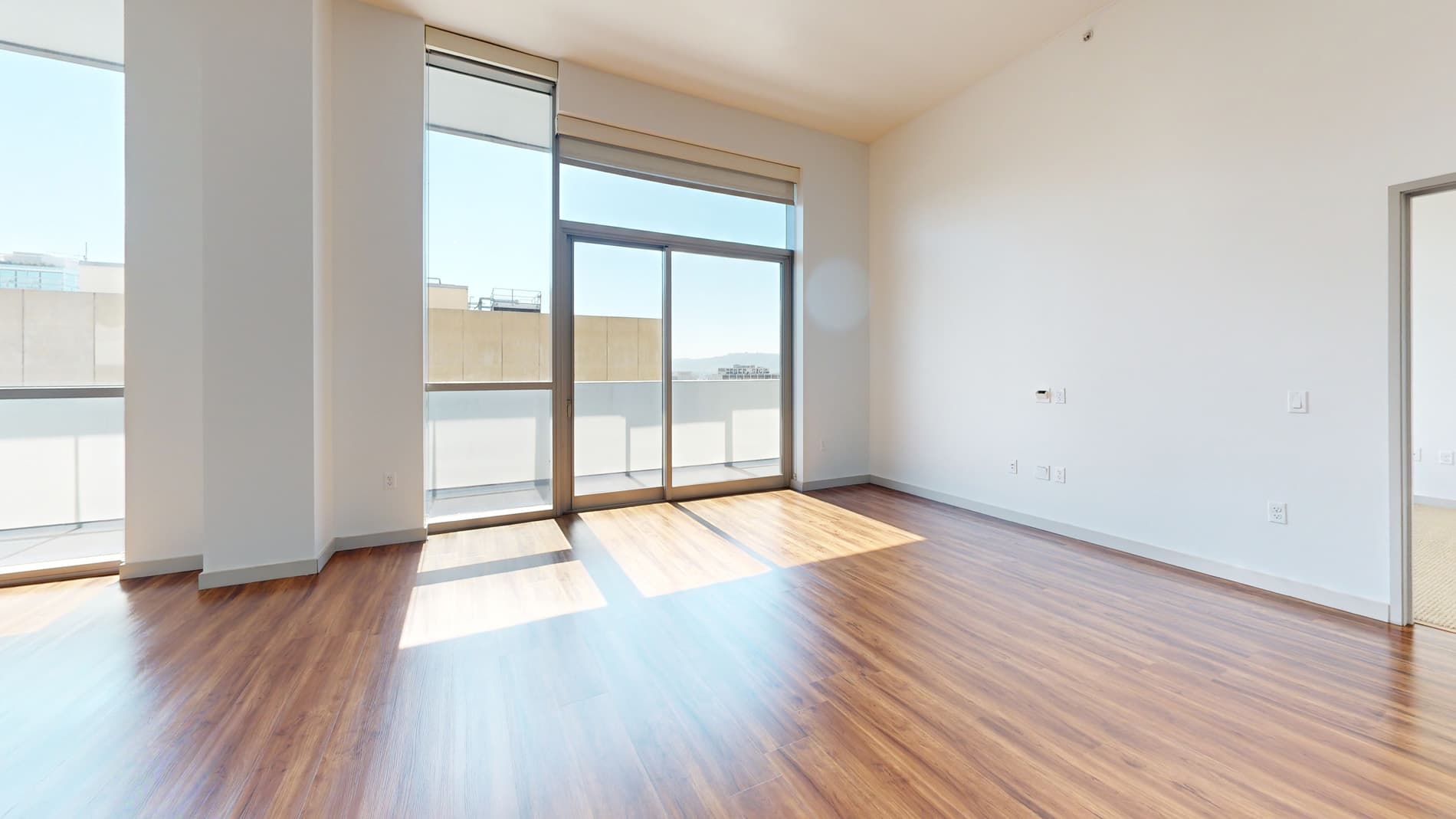 3033 Wilshire 3 of 5