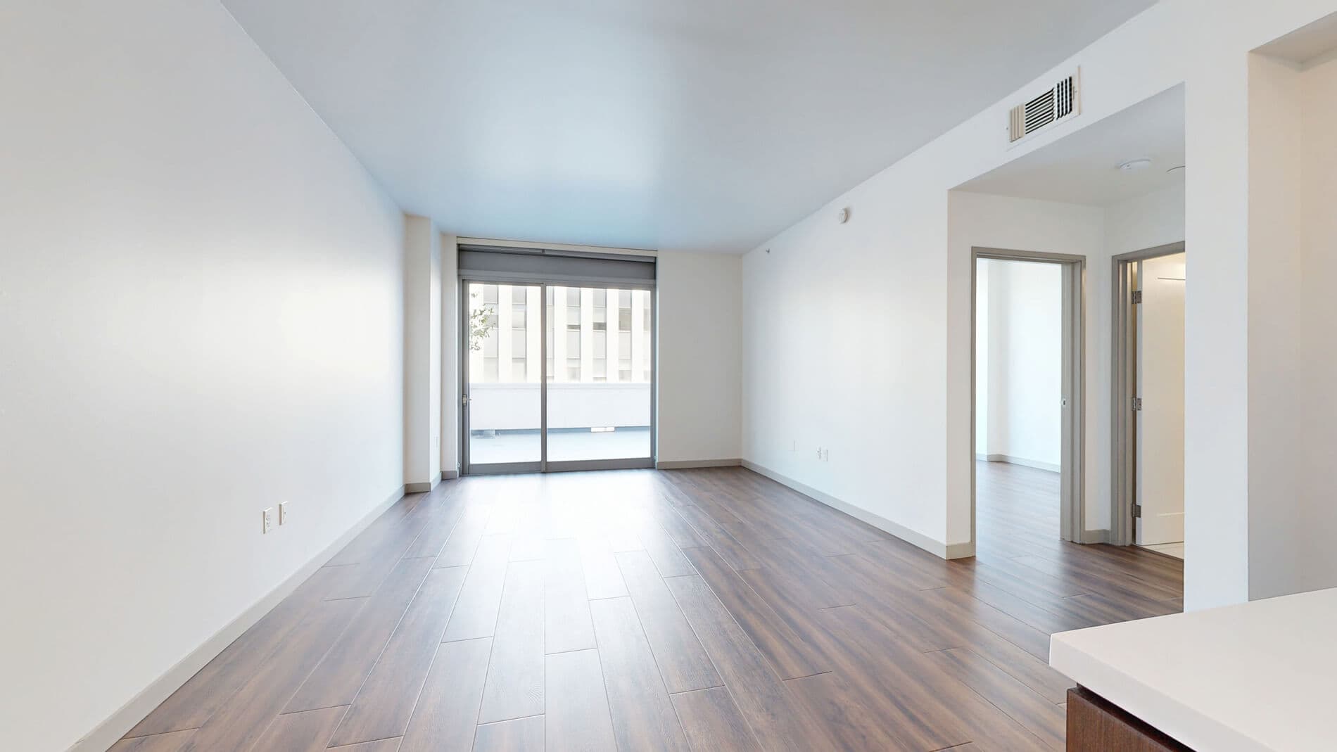 3033 Wilshire 2 of 5