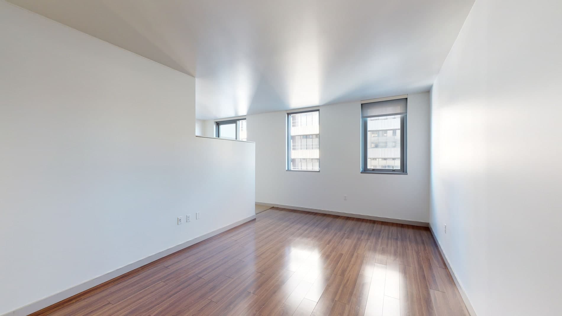 3033 Wilshire 2 of 5