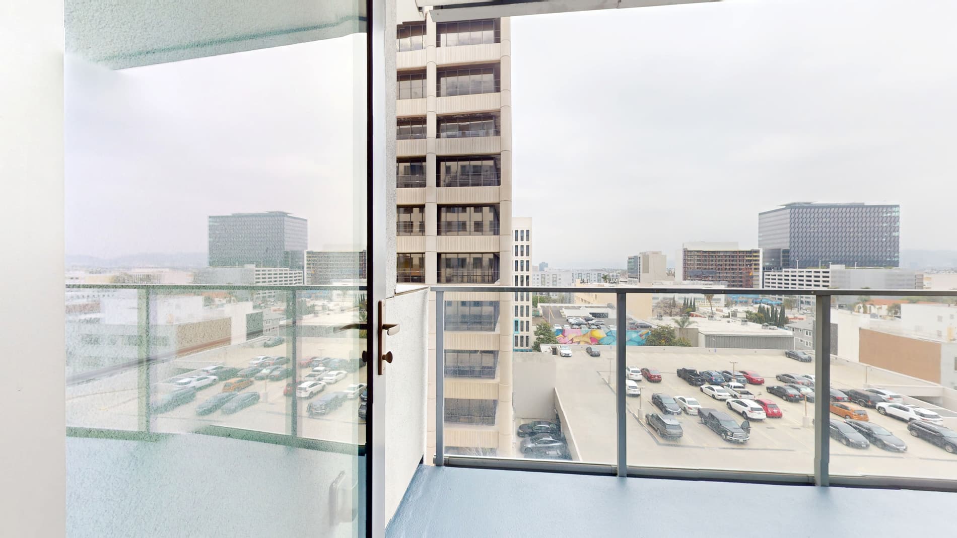 3033 Wilshire 3 of 5