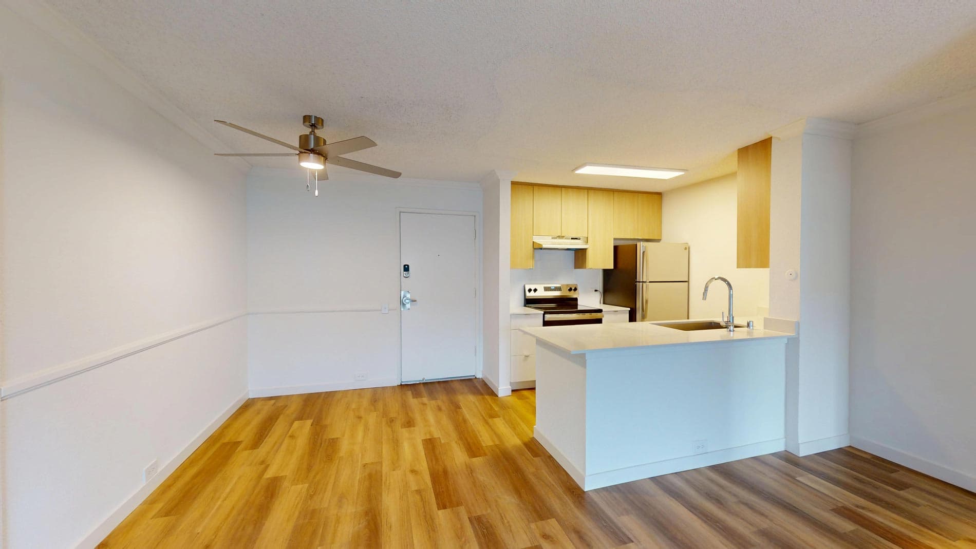 Eight 80 Newport Beach 2 of 4