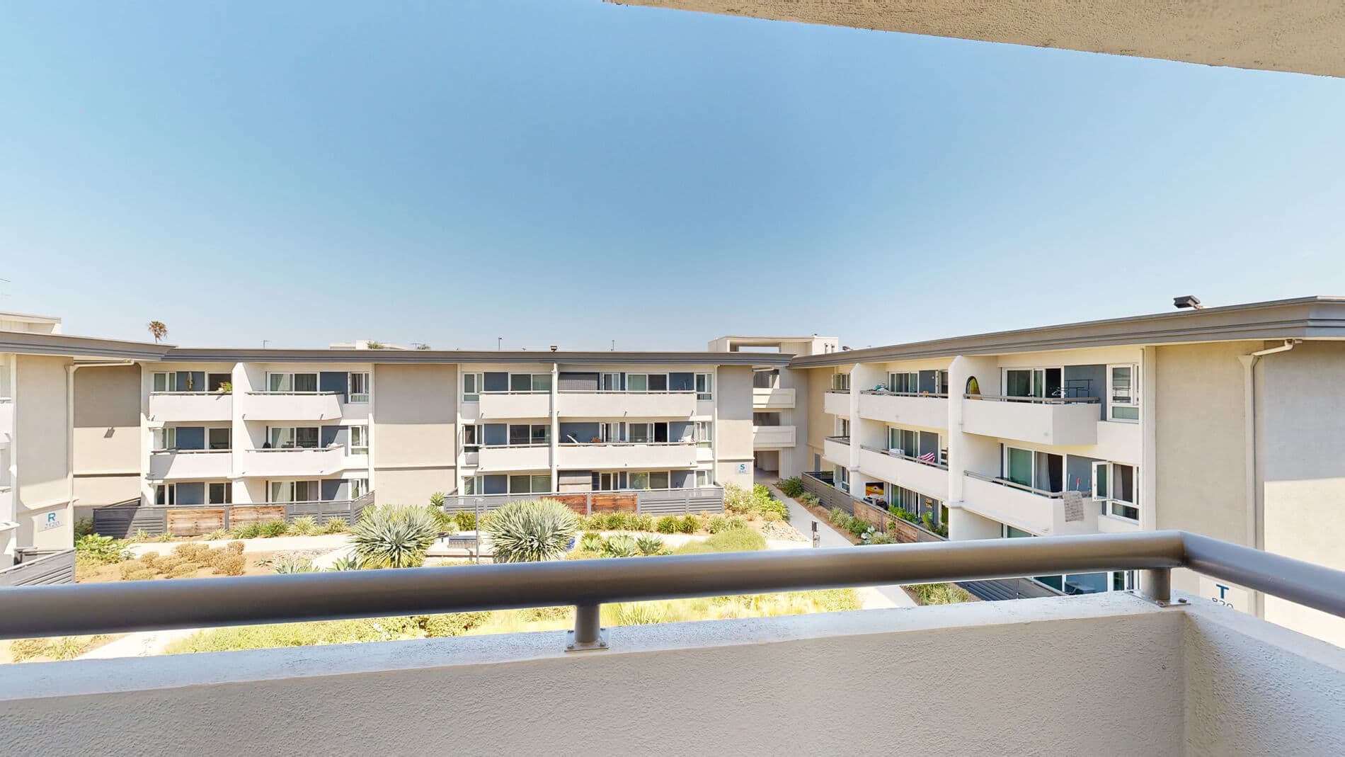 Eight 80 Newport Beach 3 of 5