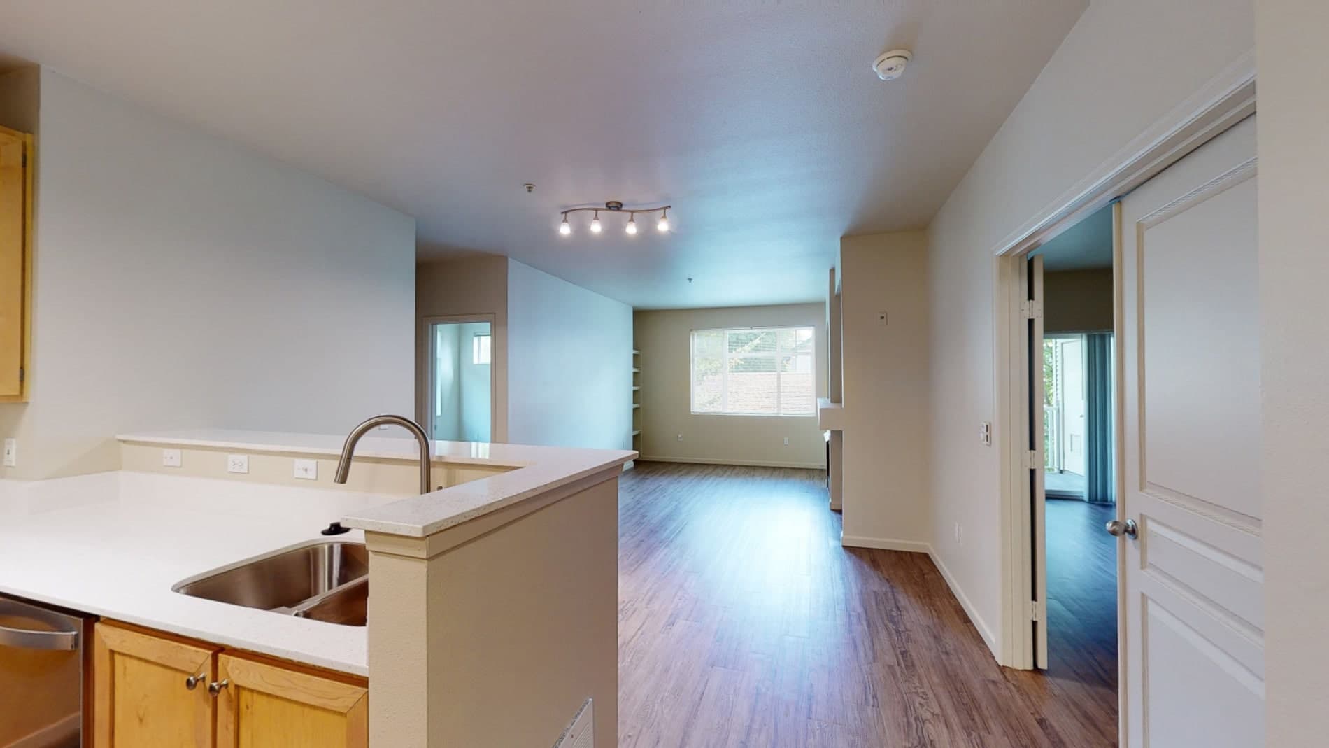 The Hawthorne Apartments 2 of 5