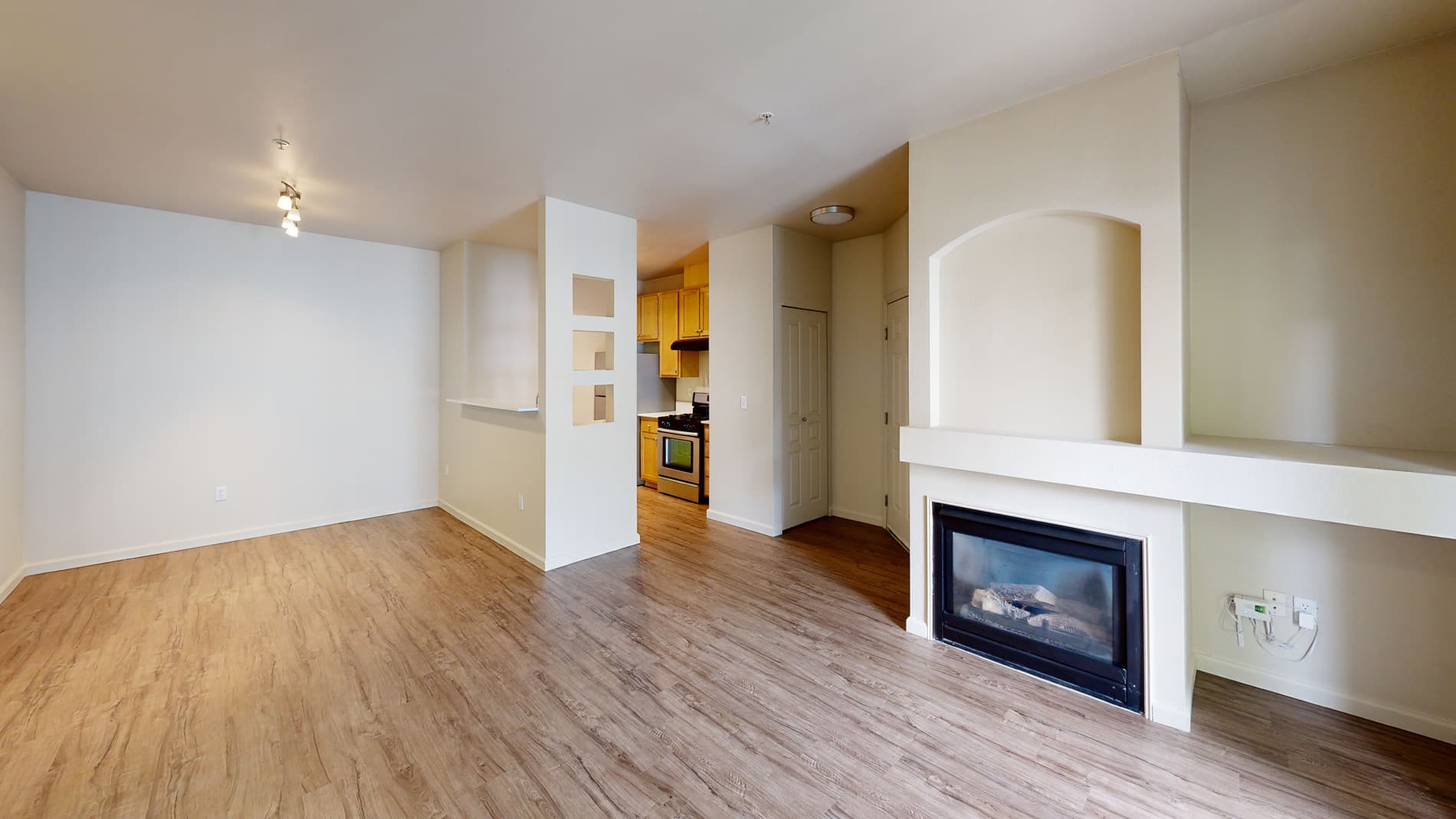 The Hawthorne Apartments 2 of 5