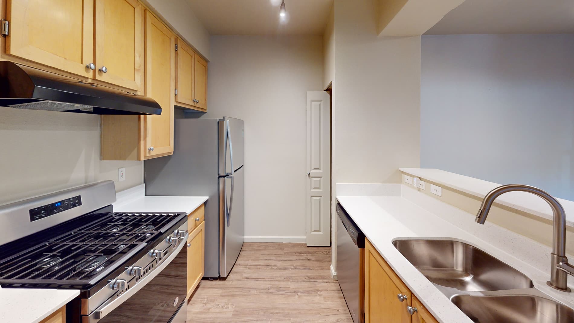 The Hawthorne Apartments 1 of 5