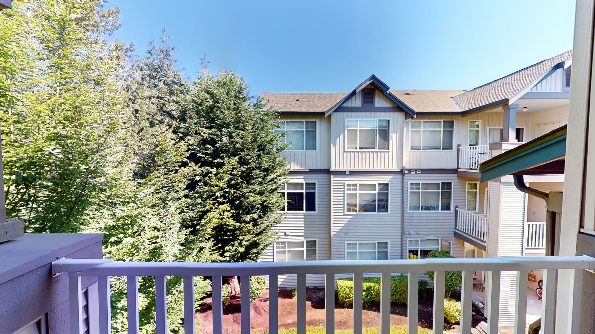 The Hawthorne Apartments 3 of 5