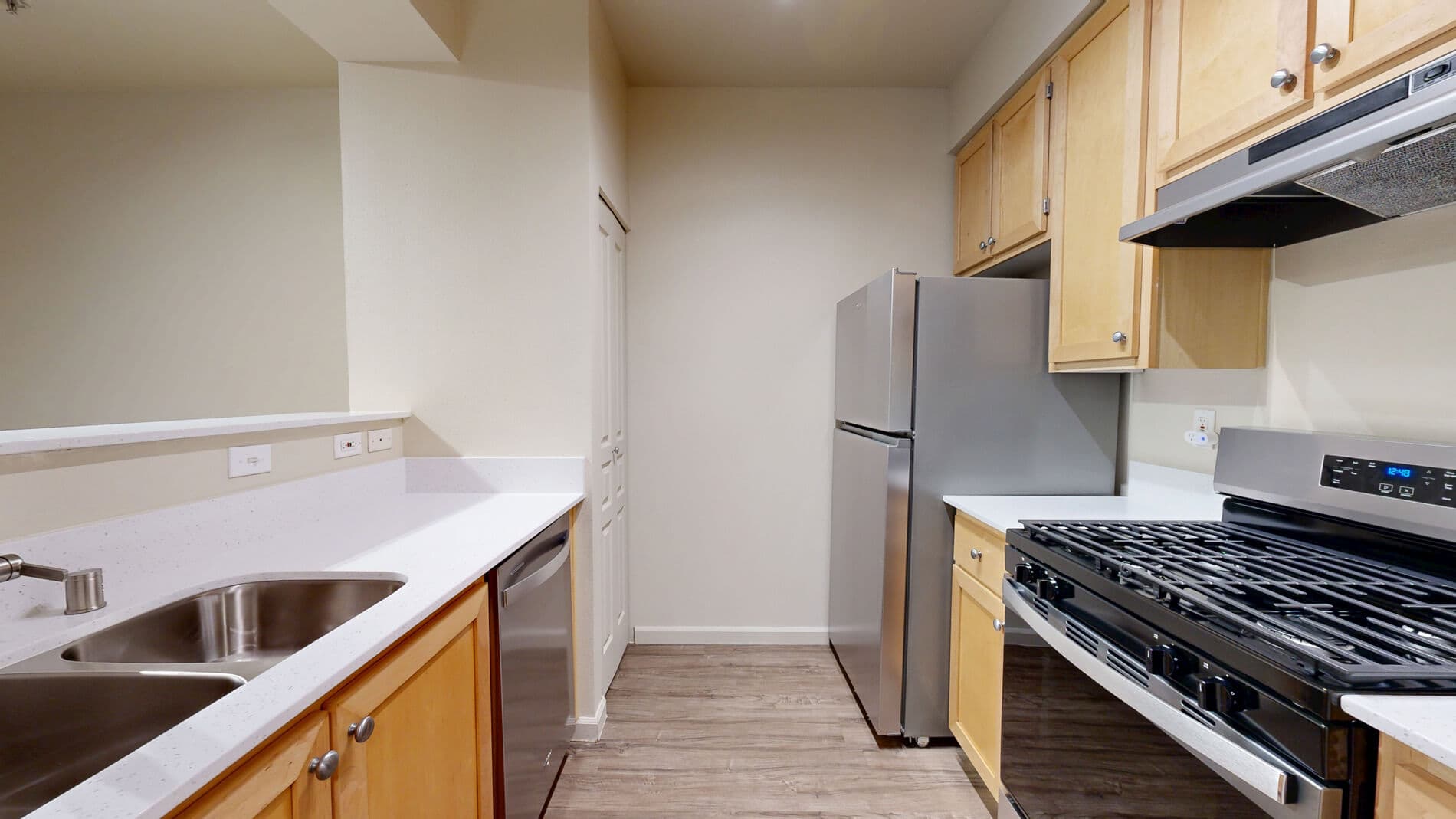 The Hawthorne Apartments 1 of 5