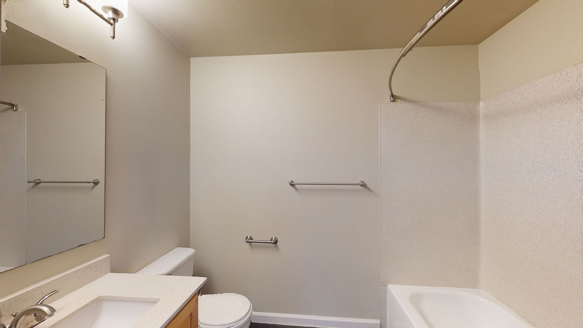 The Hawthorne Apartments 4 of 5