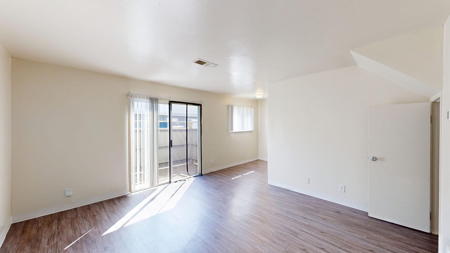 Bay Terrace 2 of 5