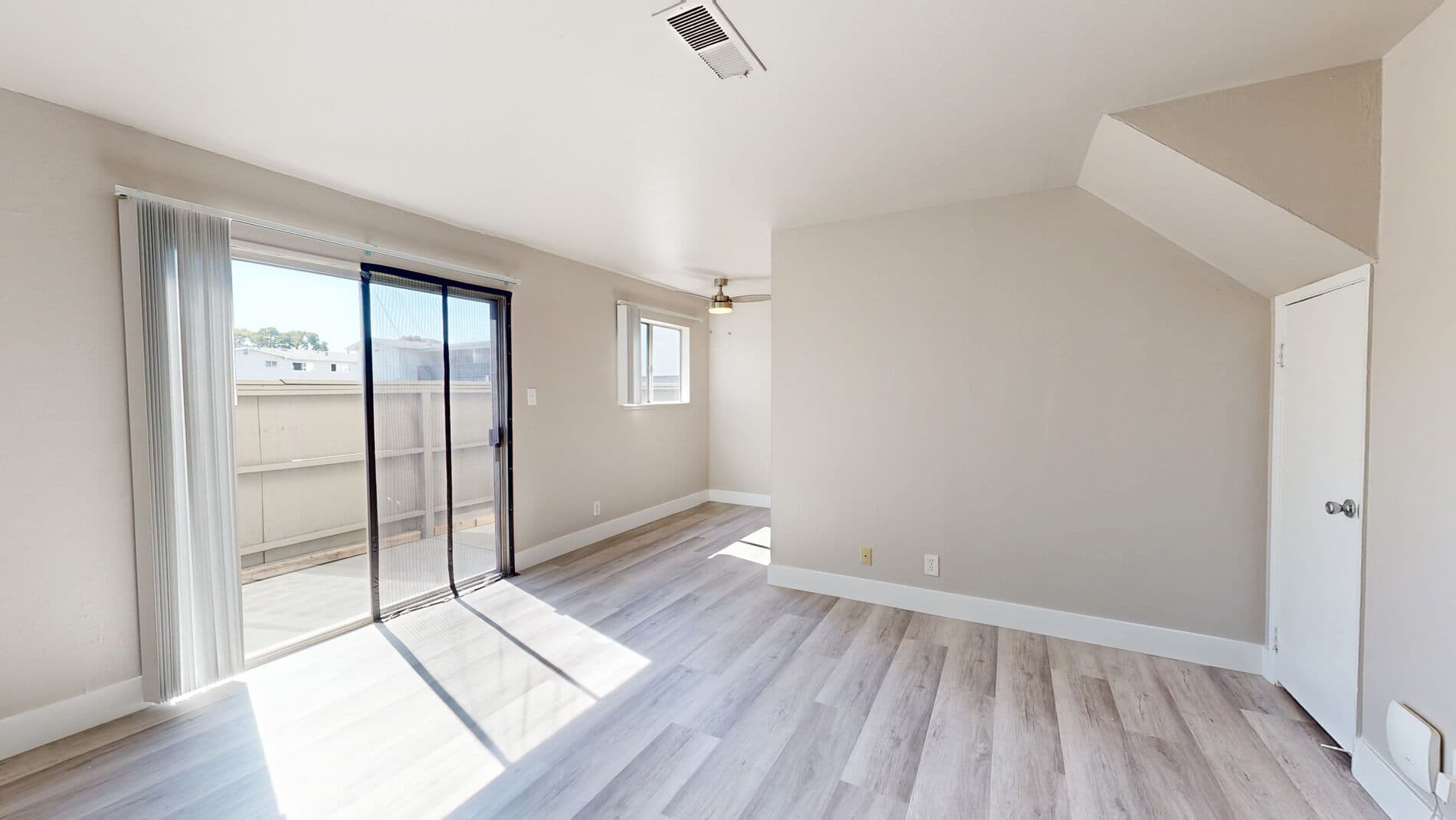 Bay Terrace 2 of 5