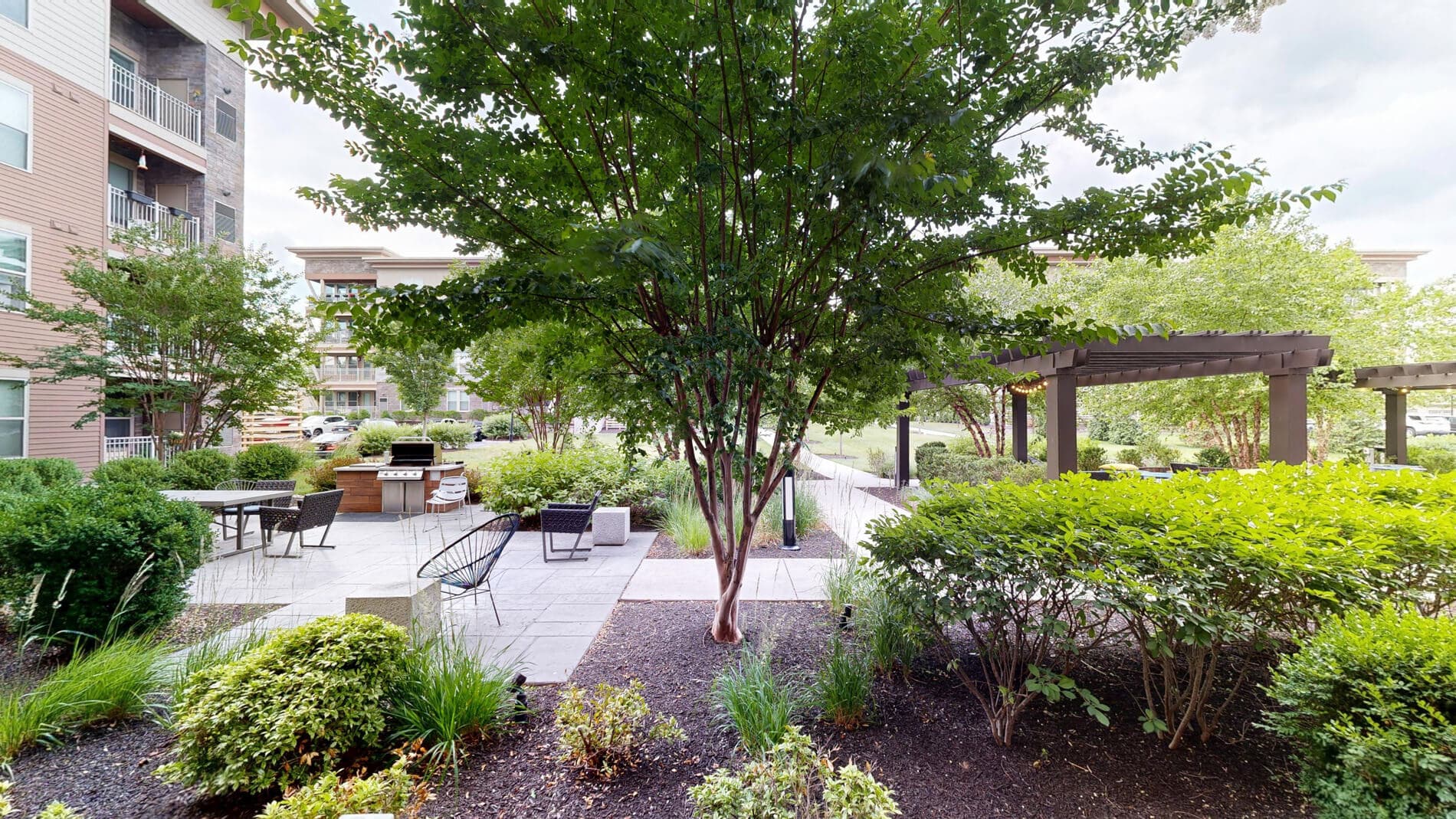 Park Square 3 of 5
