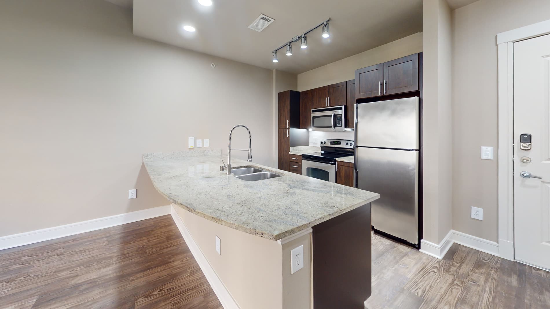 Savoye 1 of 5