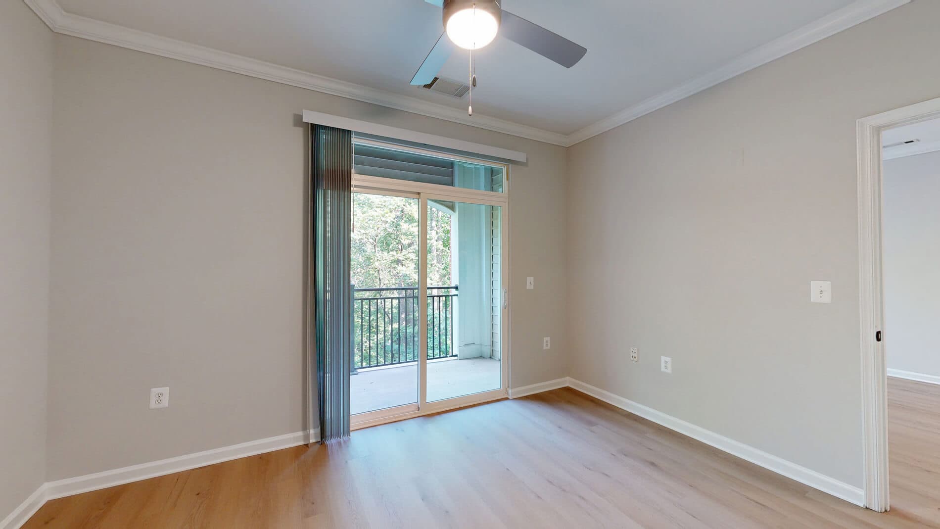 Signal Hill Apartment Homes 4 of 5