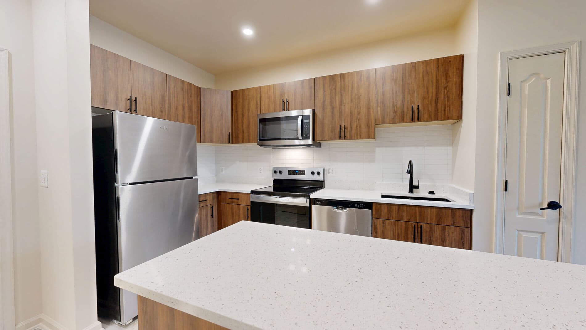 Signal Hill Apartment Homes 1 of 5